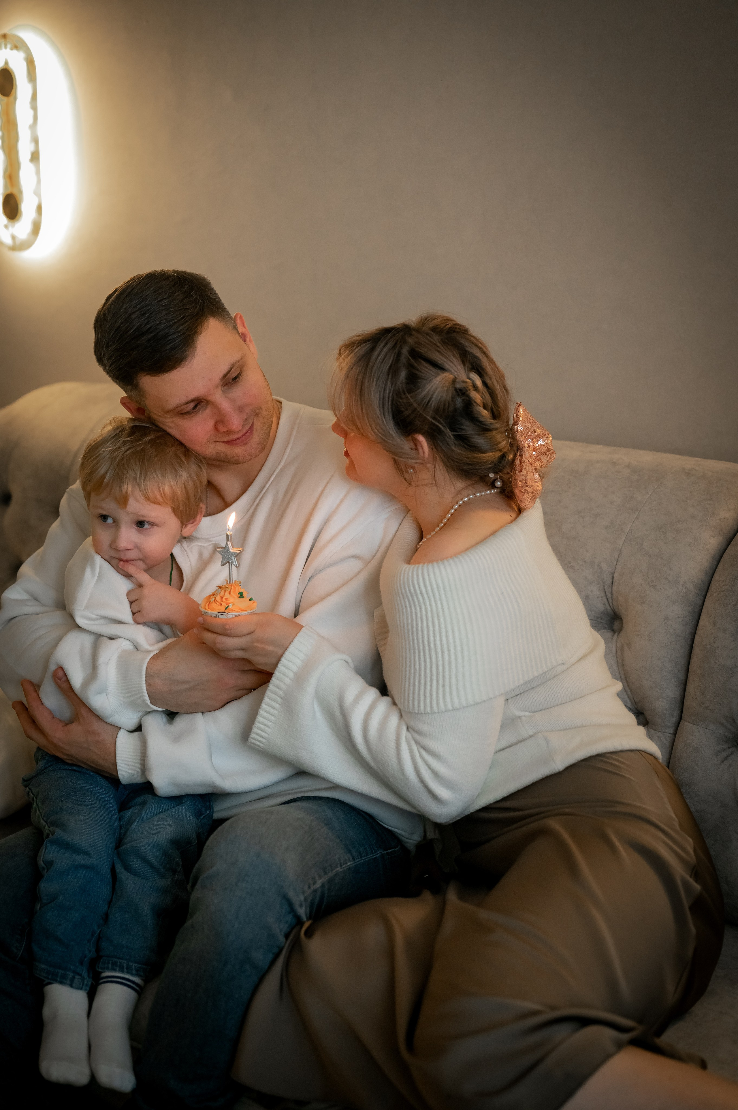 Домашняя новогодняя фотосессия. Фотограф новорождённых, семейный, школьный в городе Калуге Евгения