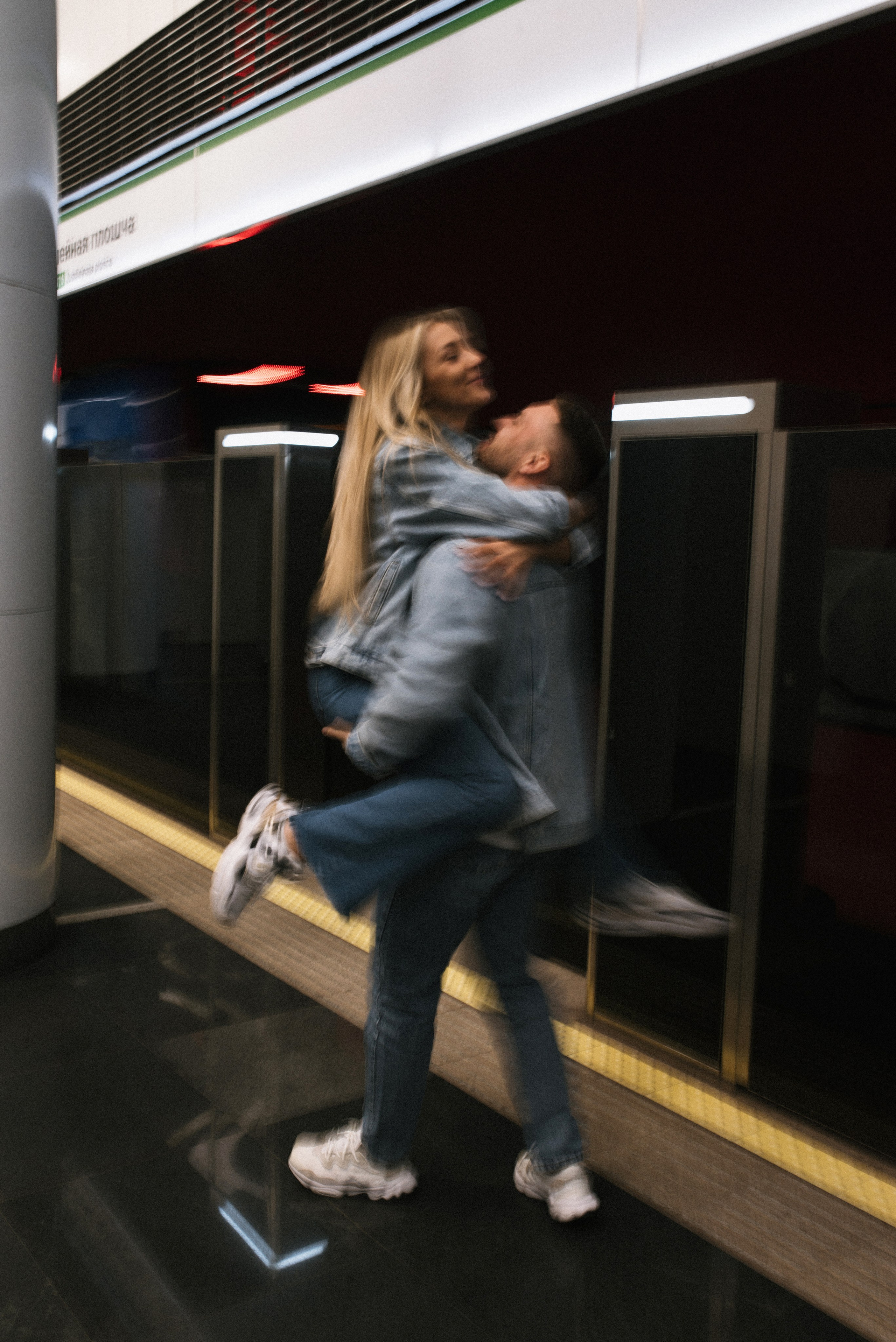 Пройдусь мурашками прямо по нам…. Свадебный фотограф в Минске и Санкт-Петербурге Вероника Аксенова