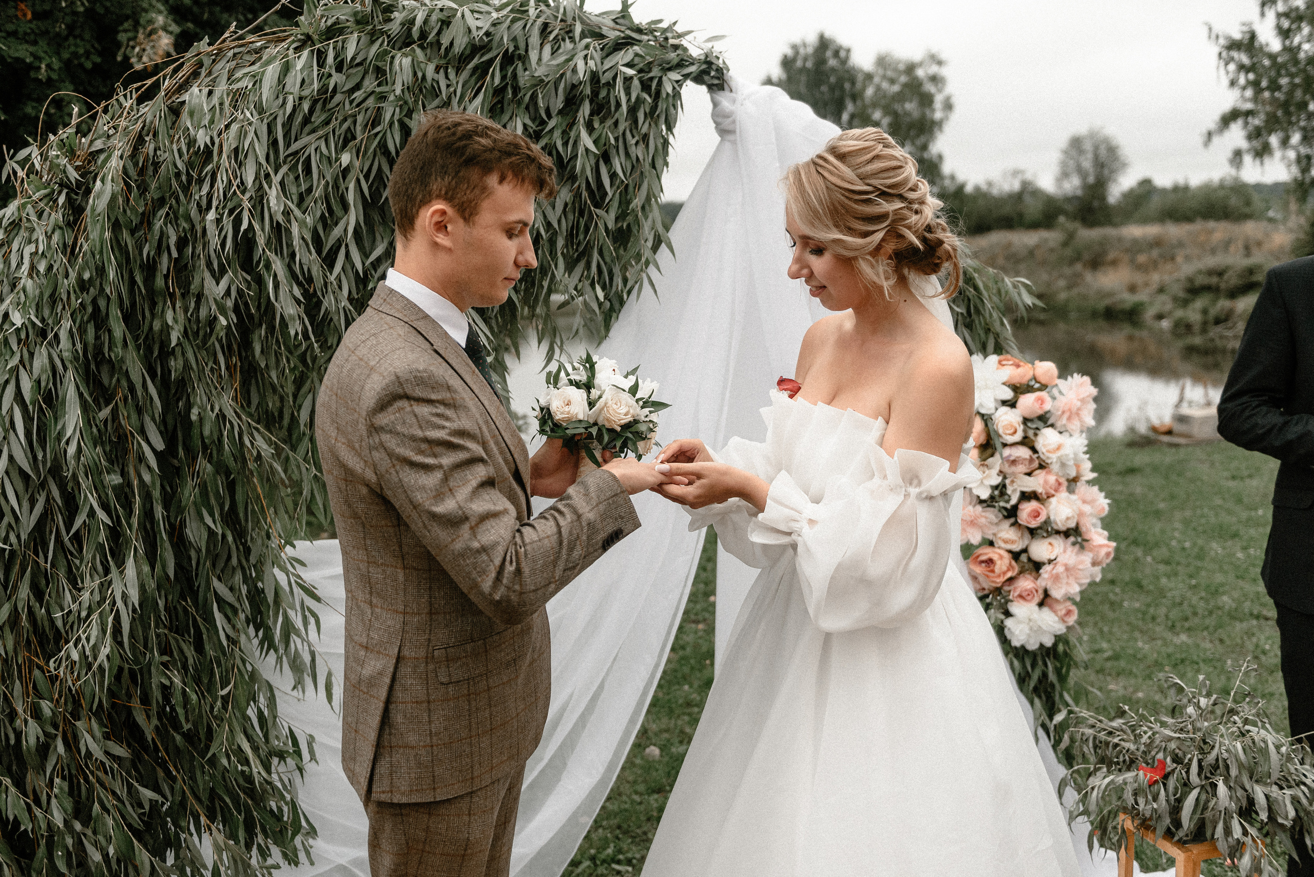 Виктор и Виктория. Свадебный фотограф в Ярославле и Москве Руслан Иософатов