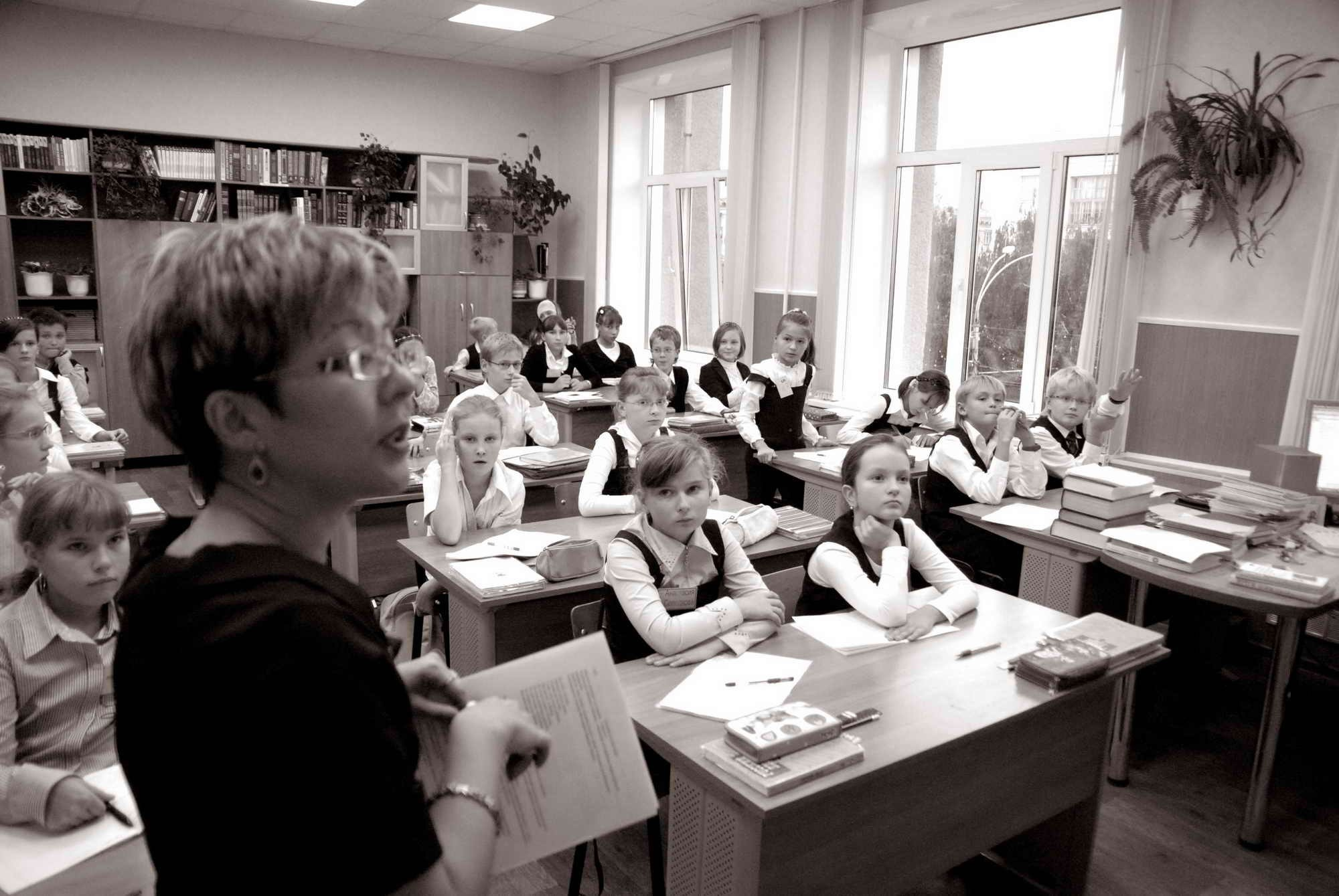 На уроке 5 и 6 классов гимназии. Репортажный и детский фотограф в Новосибирске