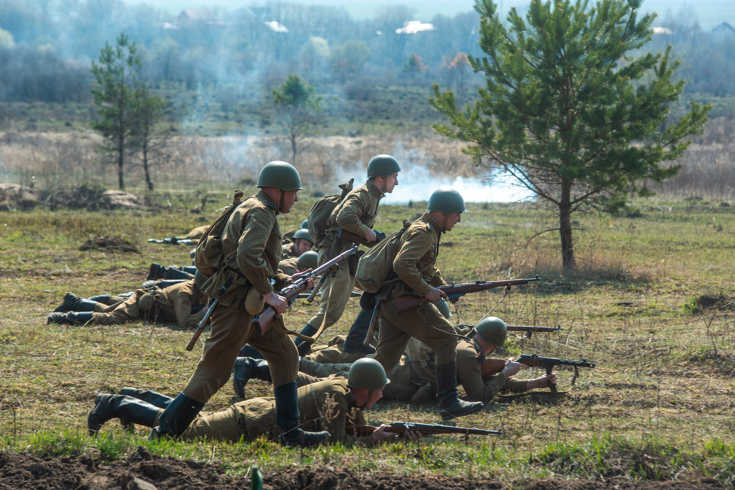 РЕКОНСТРУКЦИЯ БОЯ — ВОВ — БИТВА ЗА ГОРОД. Профессиональный фотограф в Мценске и Орловской области