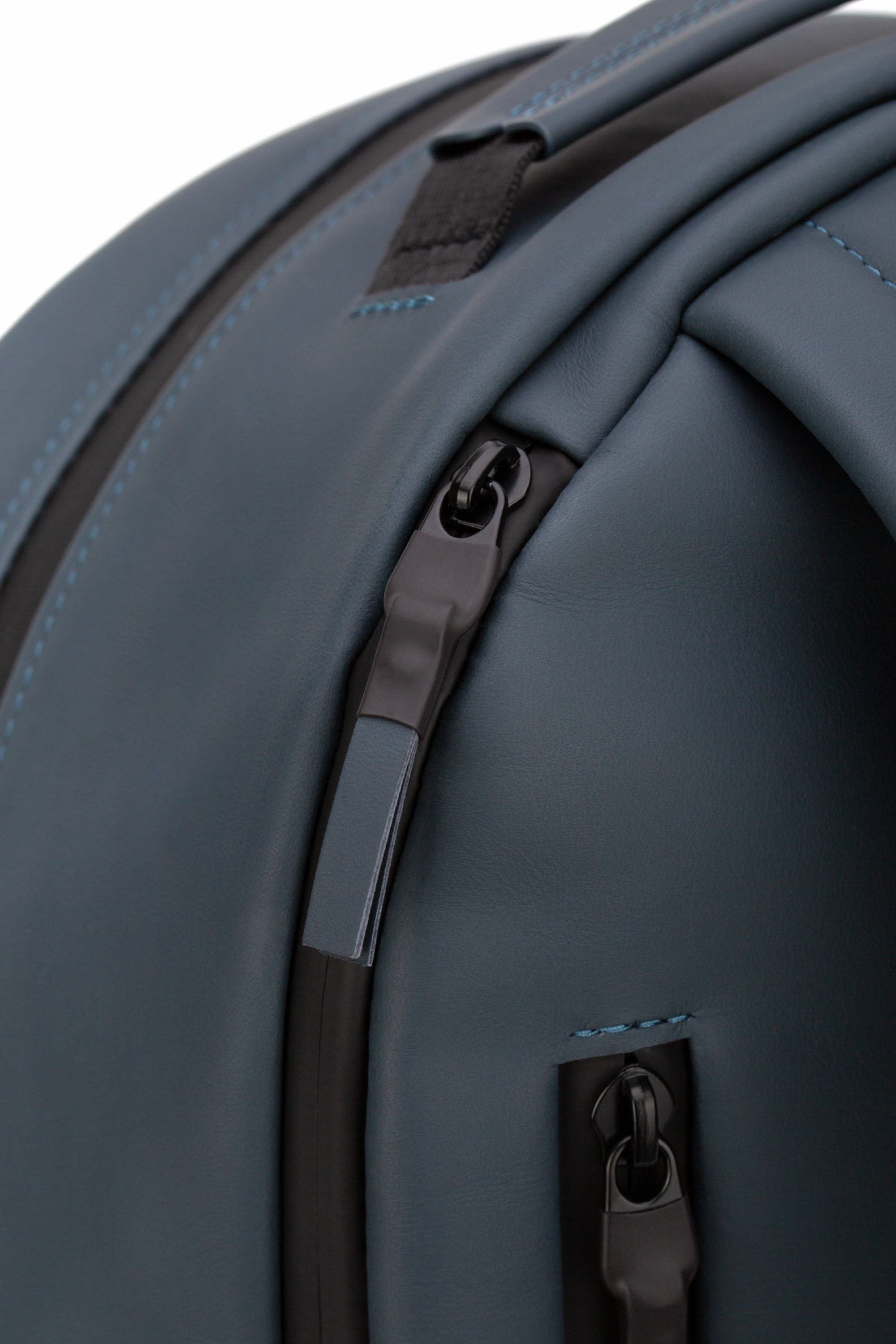 Сумки и рюкзаки. Предметная и каталожная съемка в Москве!