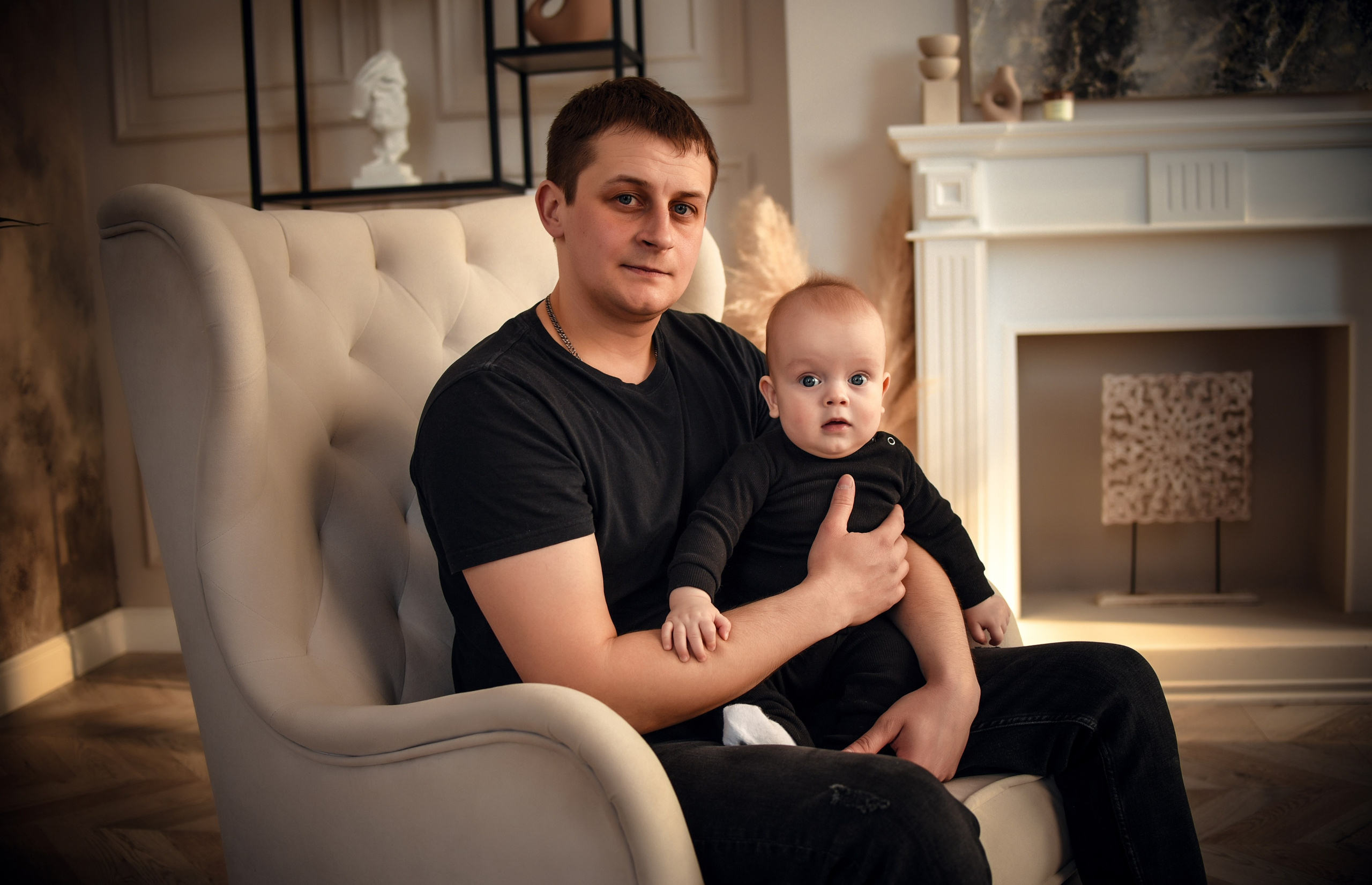 Семейная студийная фотосессия 3. Свадебный, семейный, детский, контент фотограф в Омске Максим Ильин