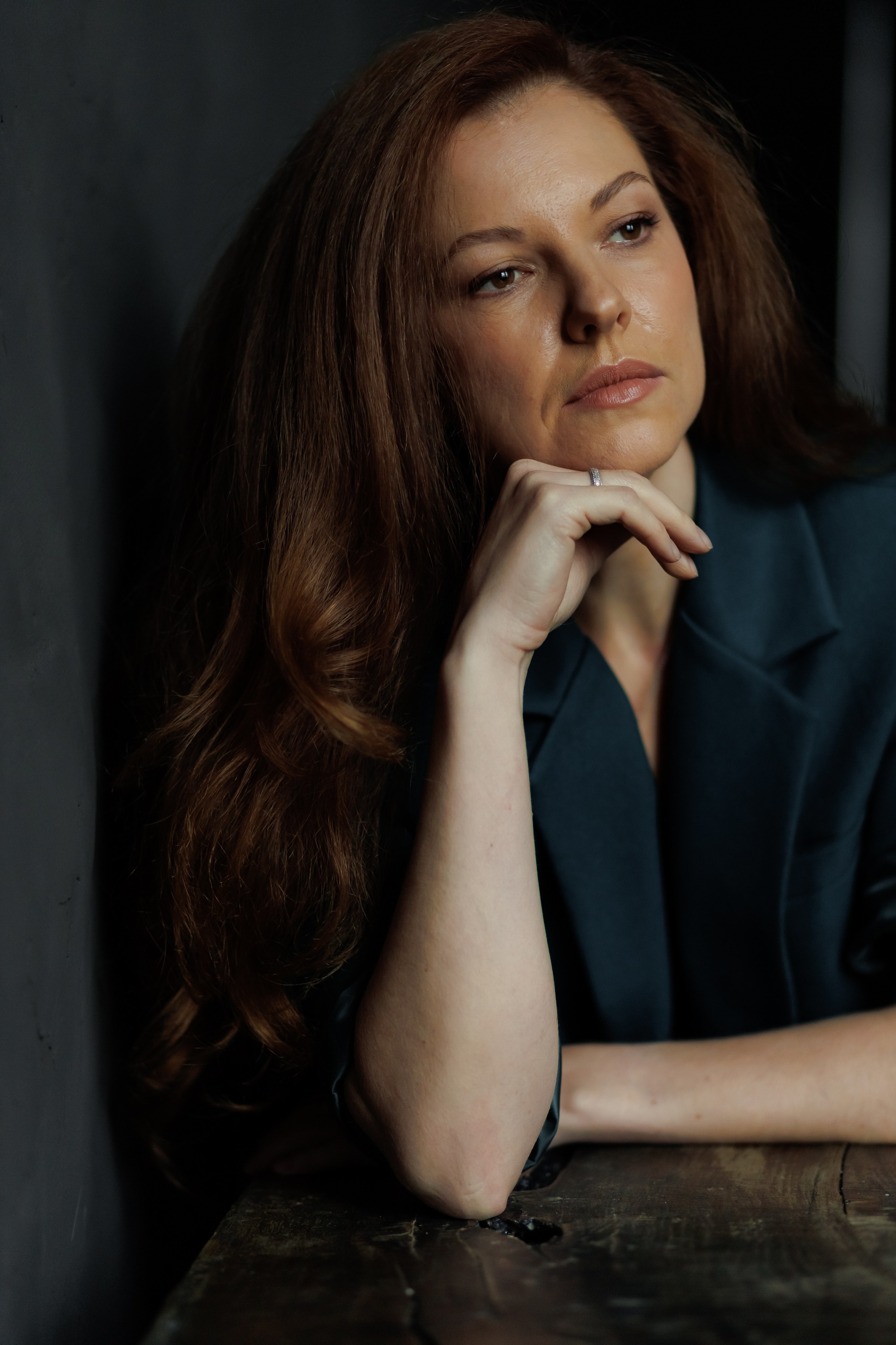 Портретная фотосессия в Костроме, естественная фотосессия без использования ИИ. Портретный и репортажный фотограф Екатерина Селиверстова, Кострома