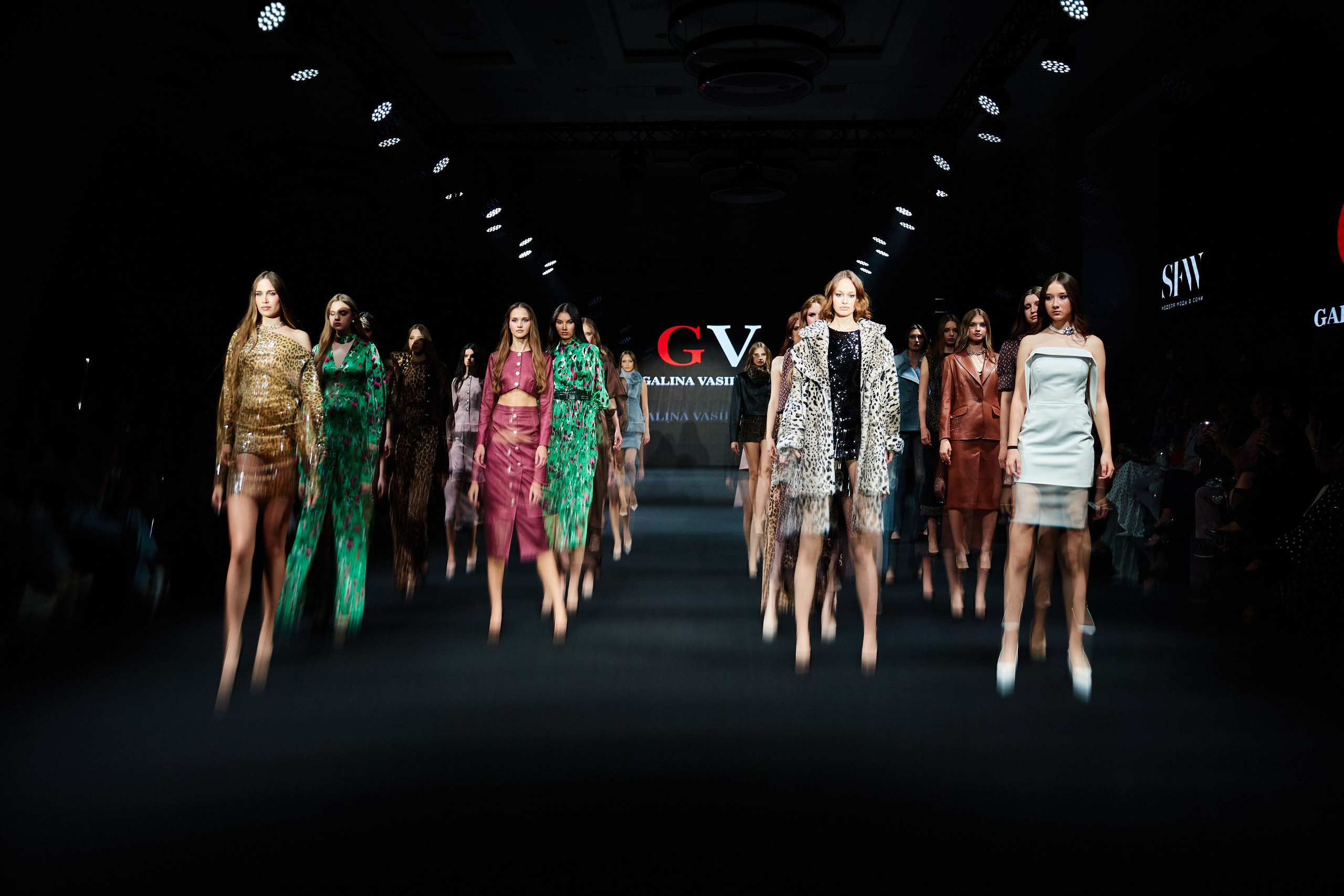 Sochi Fashion Week май 2026. Профессиональный фотограф в Сочи Виктория Джой. Обучение