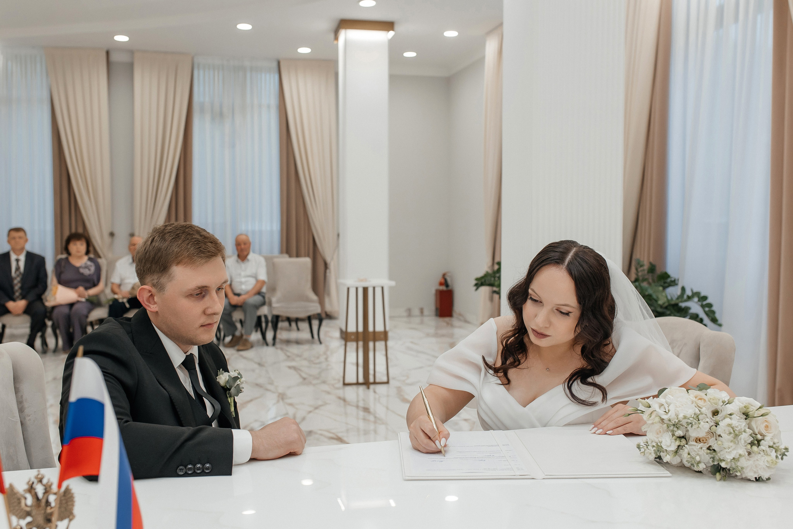 Регистрация брака в Шипиловском Дворце бракосочетания. Свадебный фотограф в Москве Дарья Олендарёва