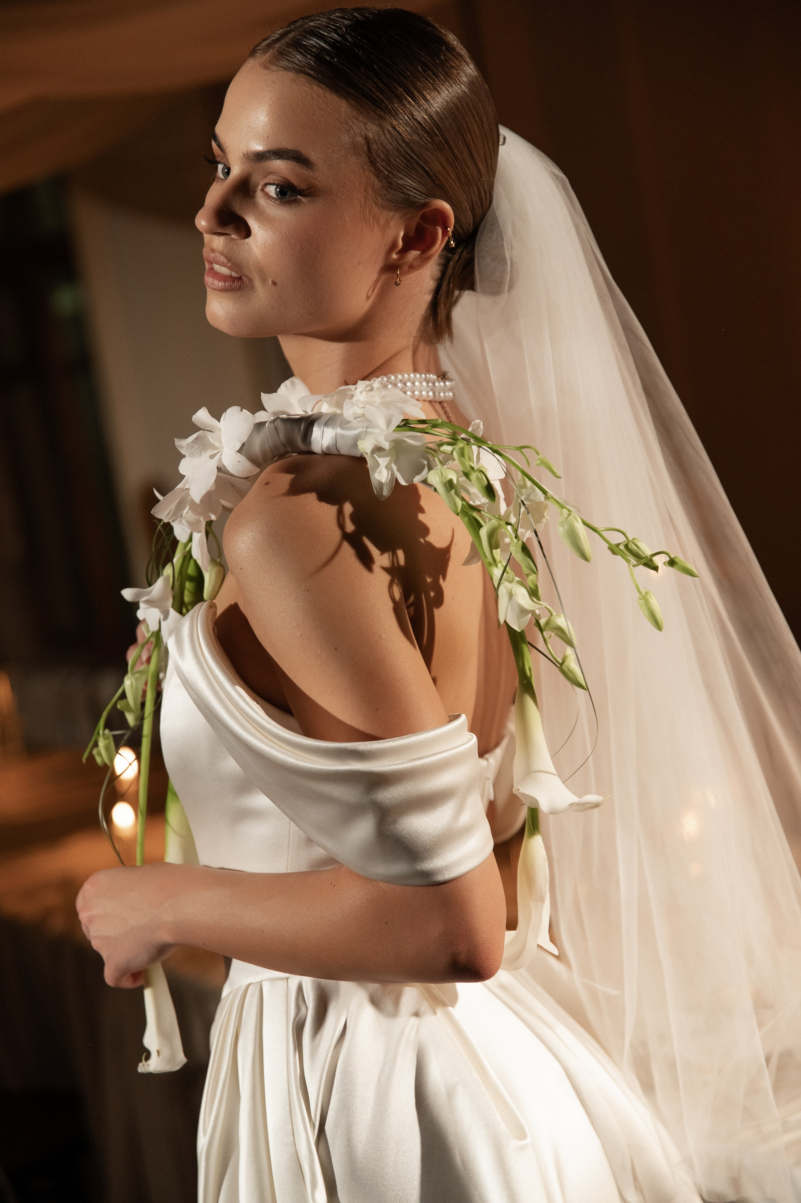 Камерный свадебный ужин при свечах в старинном особняке в фотостудии 21. Kult. Ярослава Ерина — свадебный фотограф в Москве