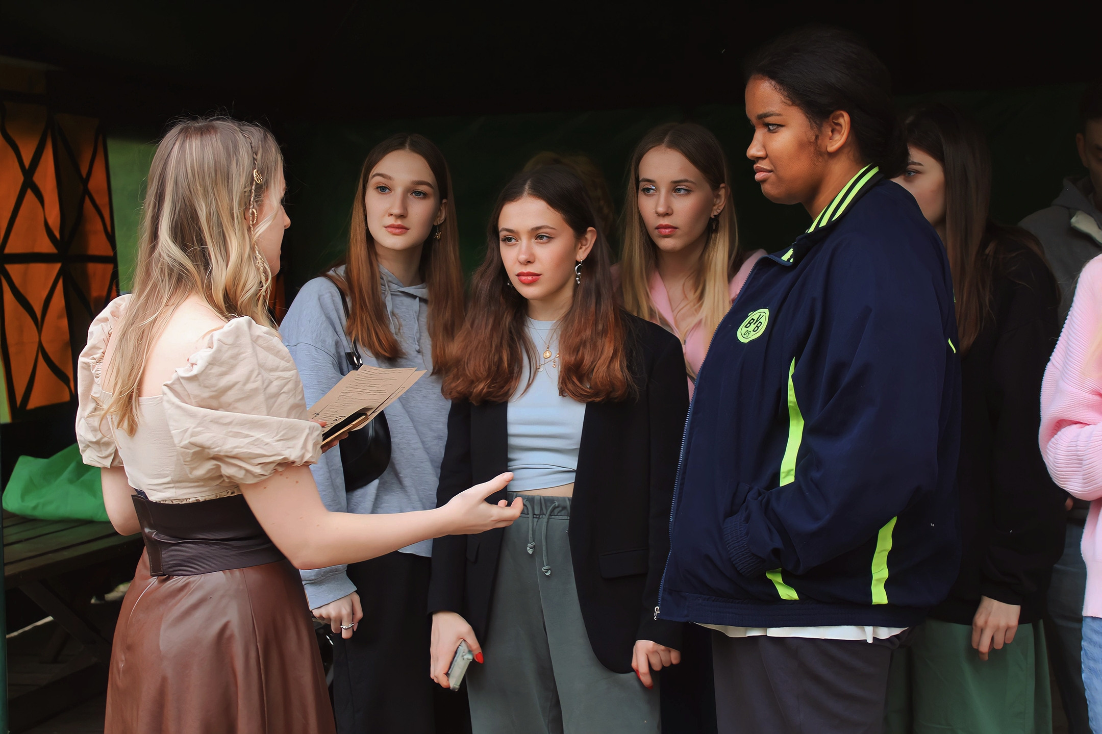 ПОРОГ ЮНОСТИ: последний звонок гумкласса. КАРАМБОЛА: Организация праздников в Москве