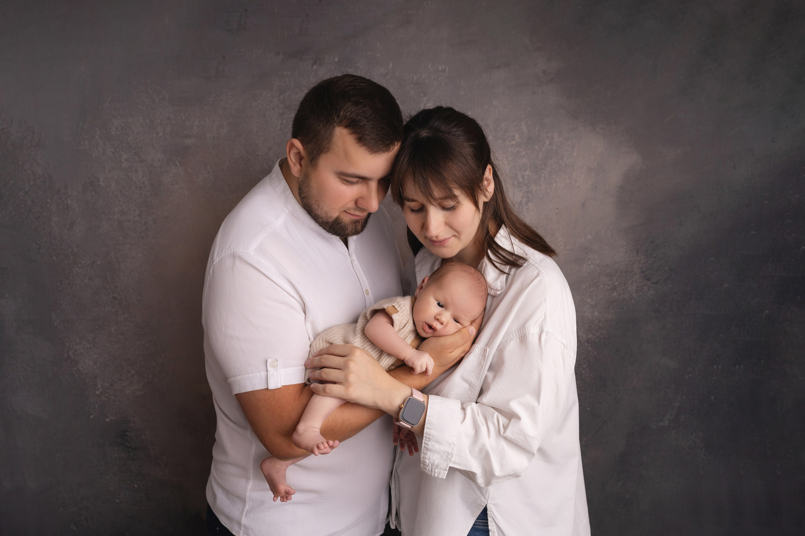 Семейные кадры от Elvira Kamaeva. Фотограф новорожденных малышей в Омске и Омской области Эльвира Камаева