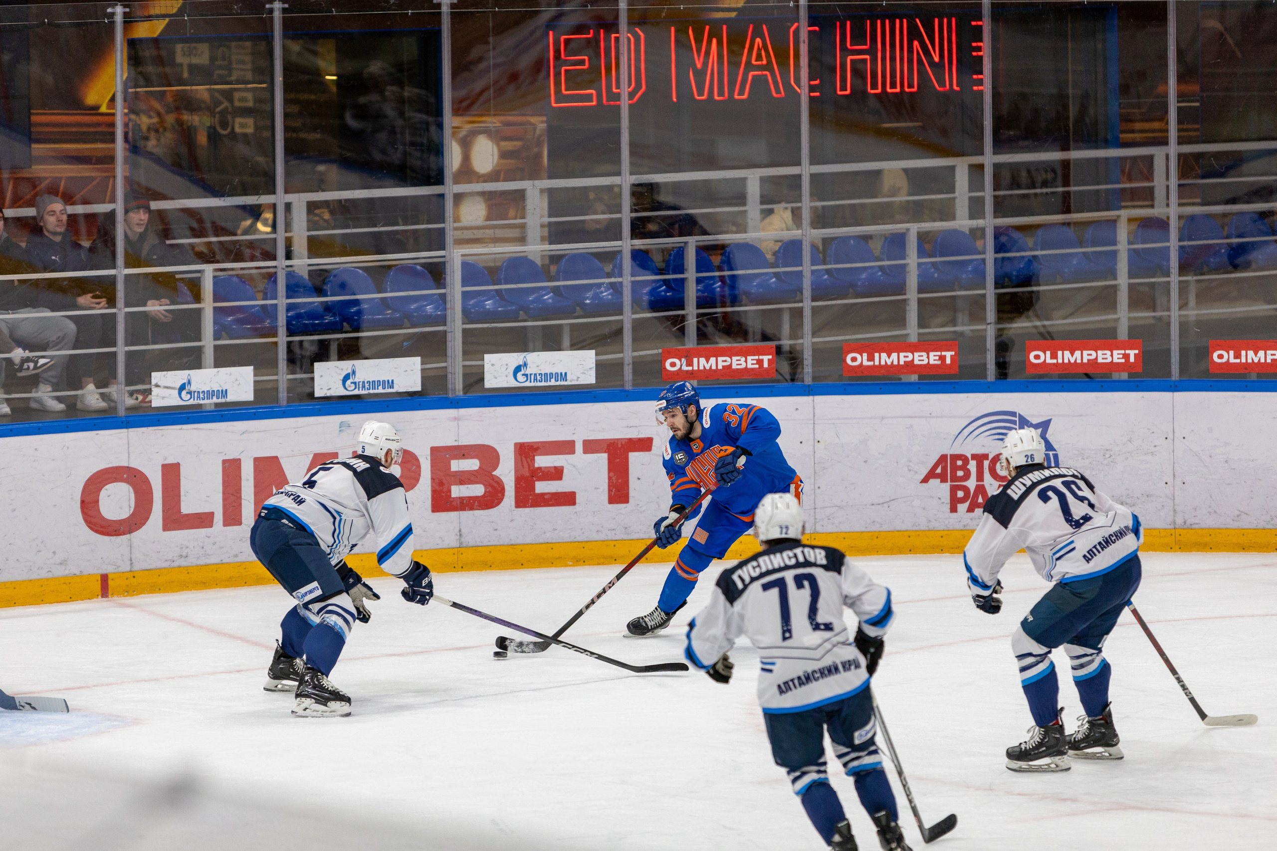Хоккей СКА-Нева — Динамо-Алтай. Репортажный фотограф Санкт-Петербург | Роман Карбышев