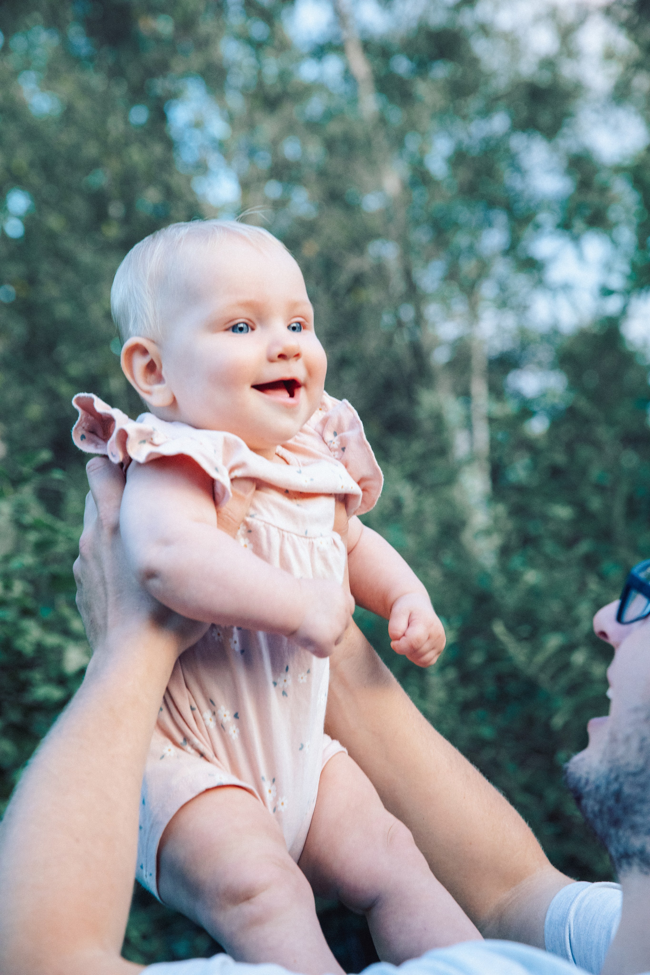 Лиза семьей. Август 2024. Фотограф в Санкт-Петербурге Алена Сертакова