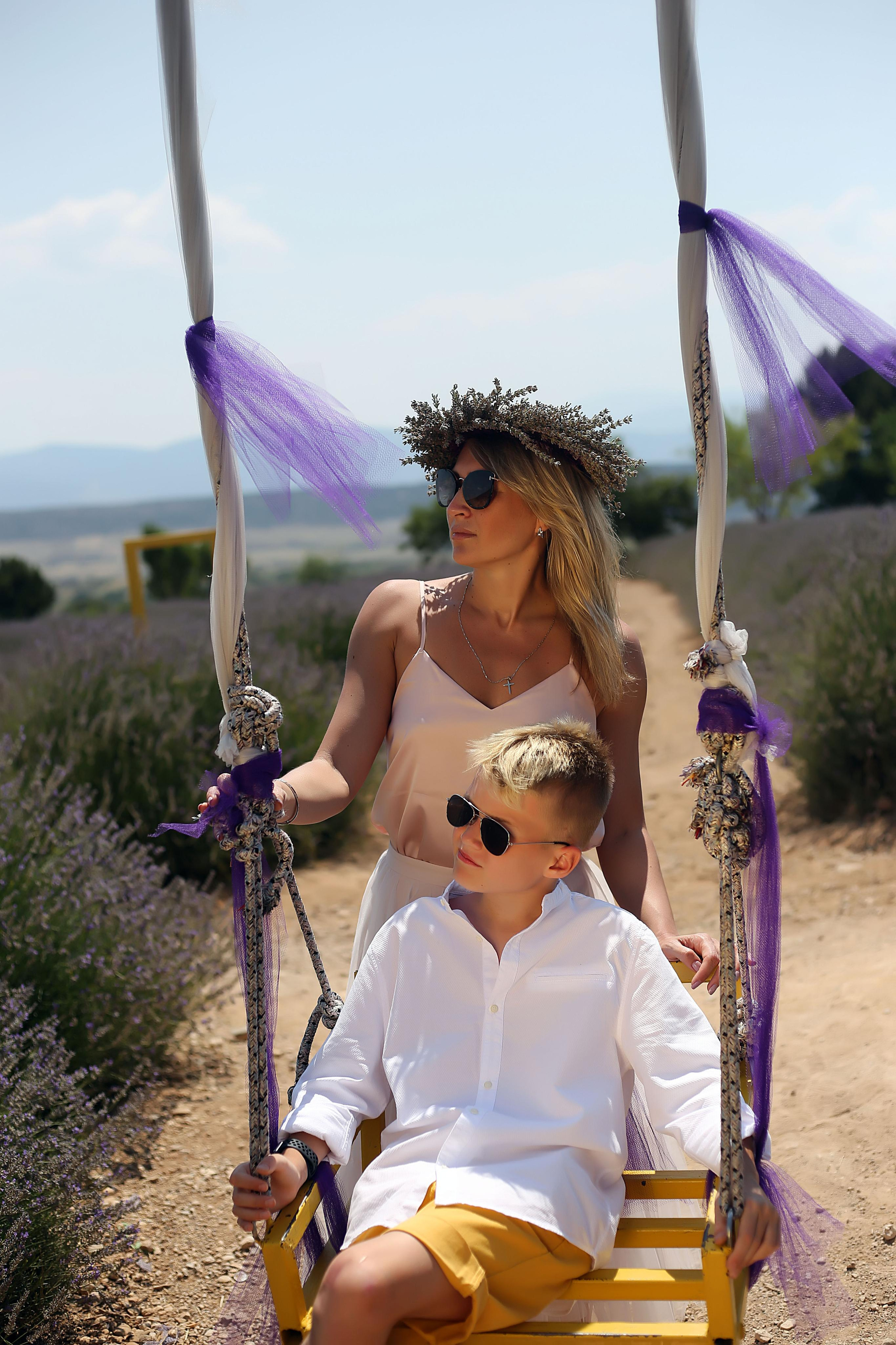 Family and children photoshoots. Professiional photographer in Turkey