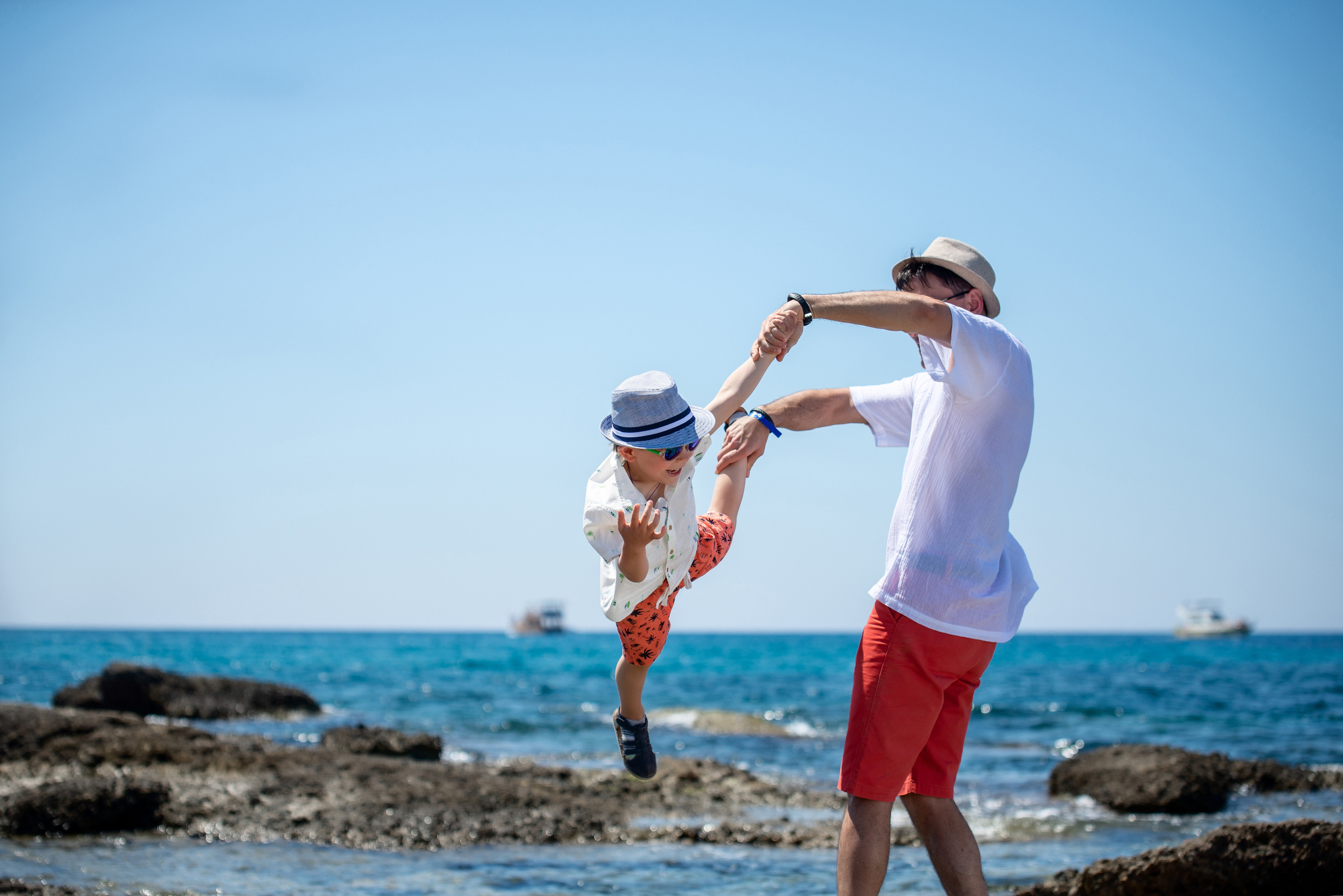 Family and children photoshoots. Professiional photographer in Turkey