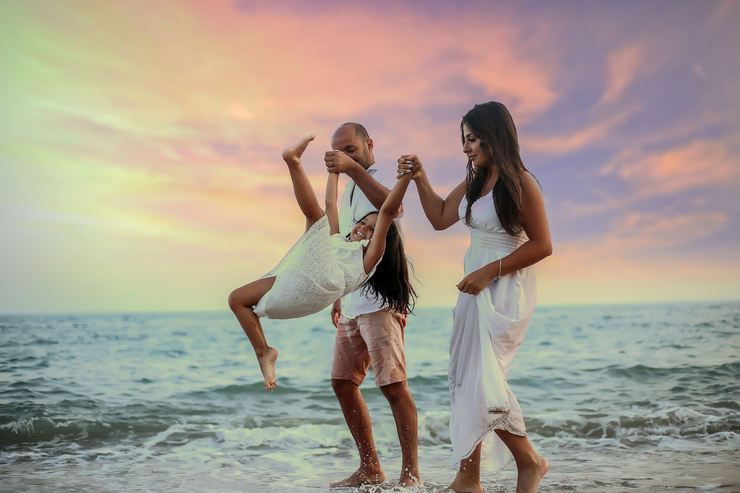 Family and children photoshoots. Professiional photographer in Turkey