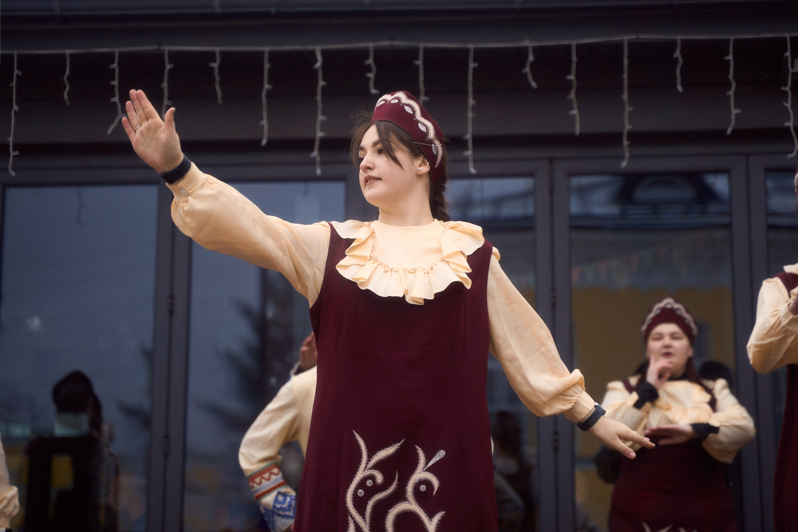 Масленица в Торжке 2 марта 2025 во дворе оникса