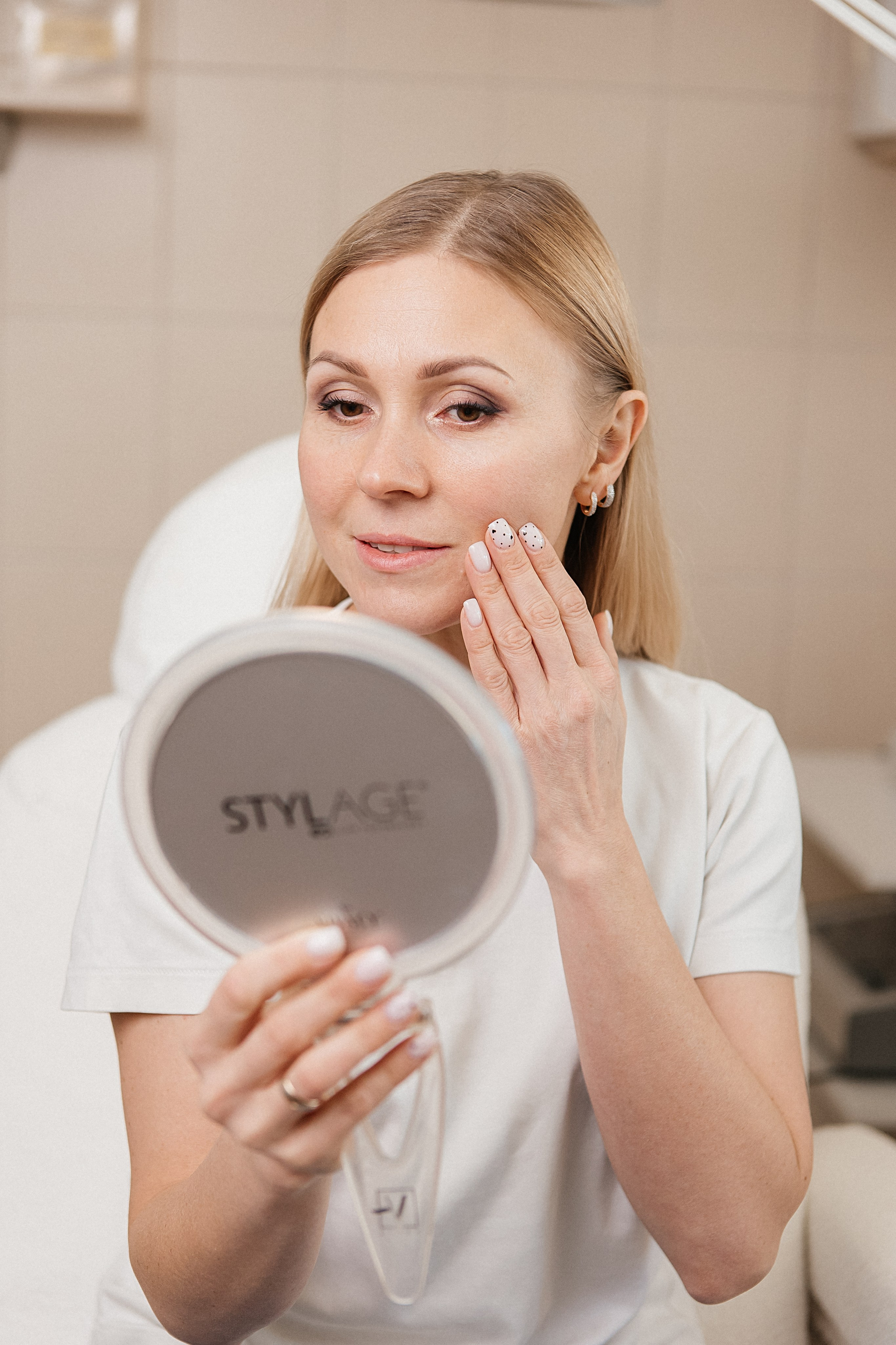 Контент-съемка для медицинского центра «Миль Флер», г. Барнаул. Портретный фотограф Юлия Красноперова в Барнауле/Заринске