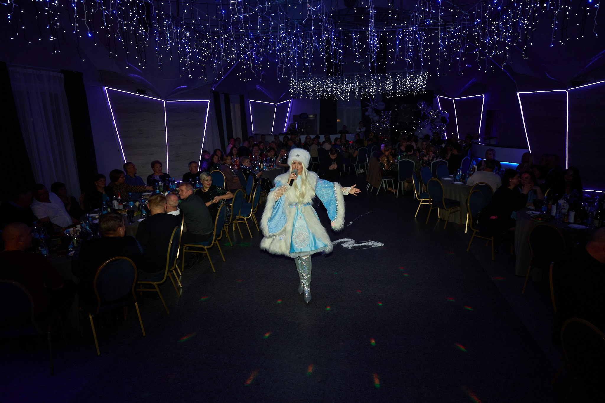 Предновогодняя вечеринка. Свадебный и семейный фотограф в г. Волхов Алексей Кочерыжкин