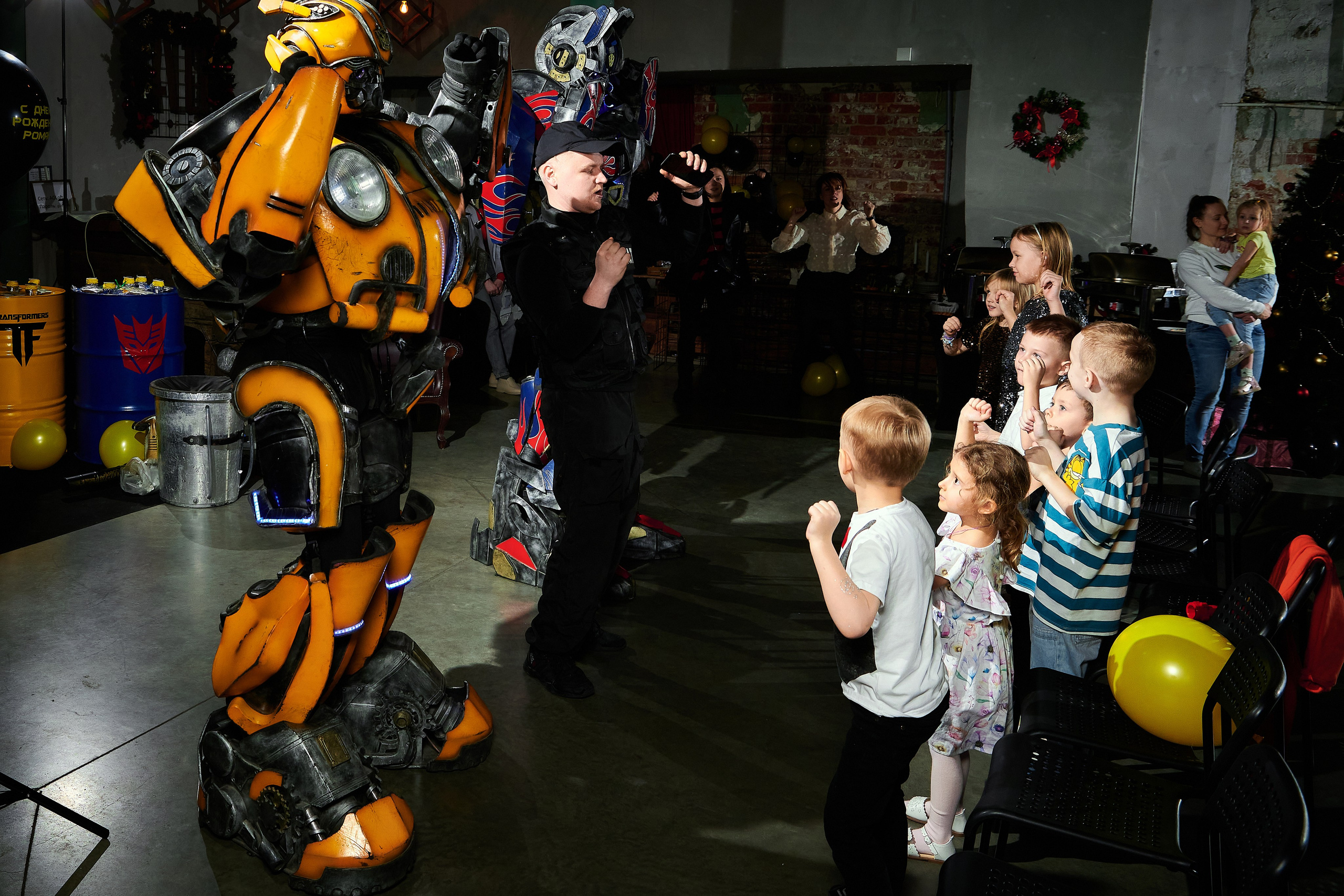 Шоу Трансформеров. Goganaft.ru — Репортажный фотограф в Москве Георгий Коненков