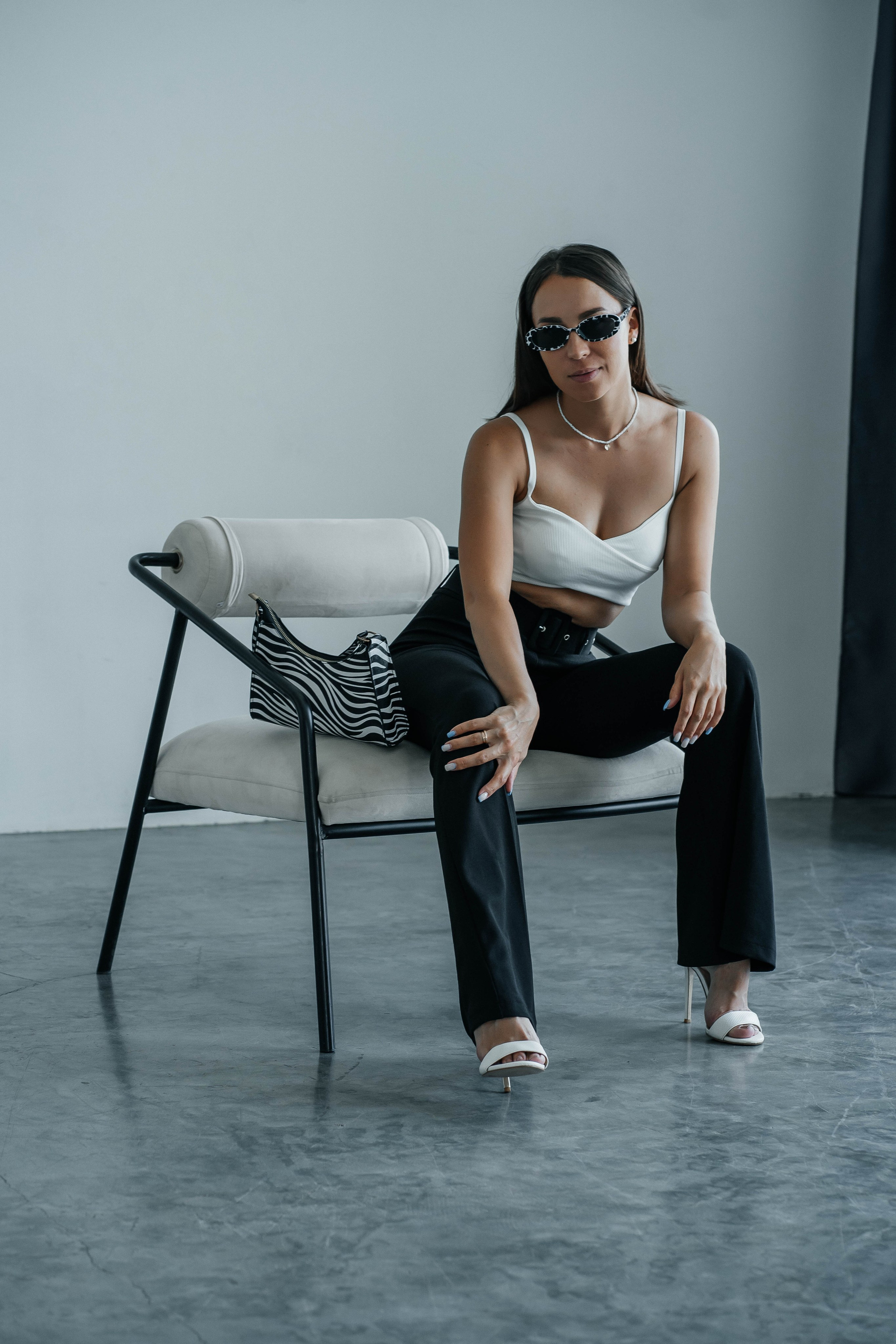 Съемки в интерьере студий. Виктория Алпеева — фотограф по любви