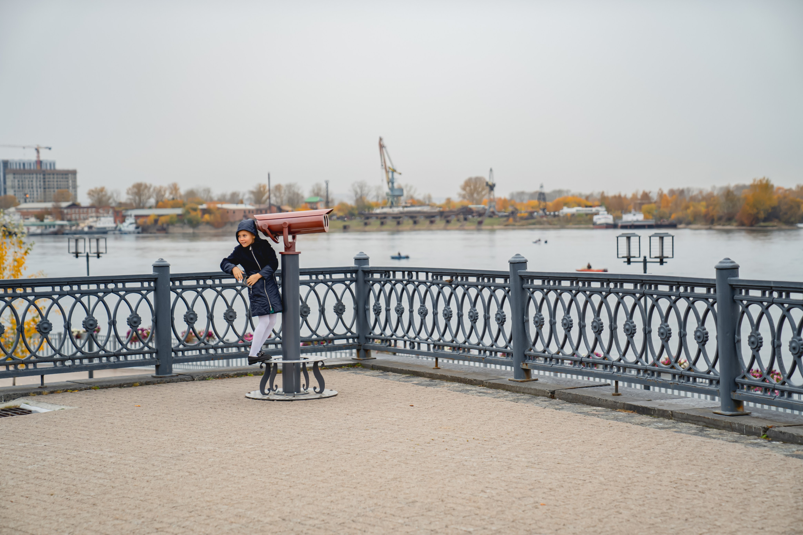 Осенняя Свадьба 2024. Занимаюсь профессиональной фотографией и живу рядом с Байкалом. Работаю в разных жанрах