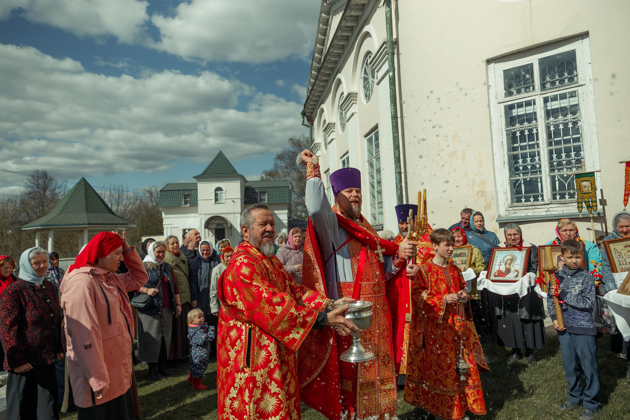 Пасхальная седмица. Козельск. Фотограф Виталий Верескун. Козельск-Калуга