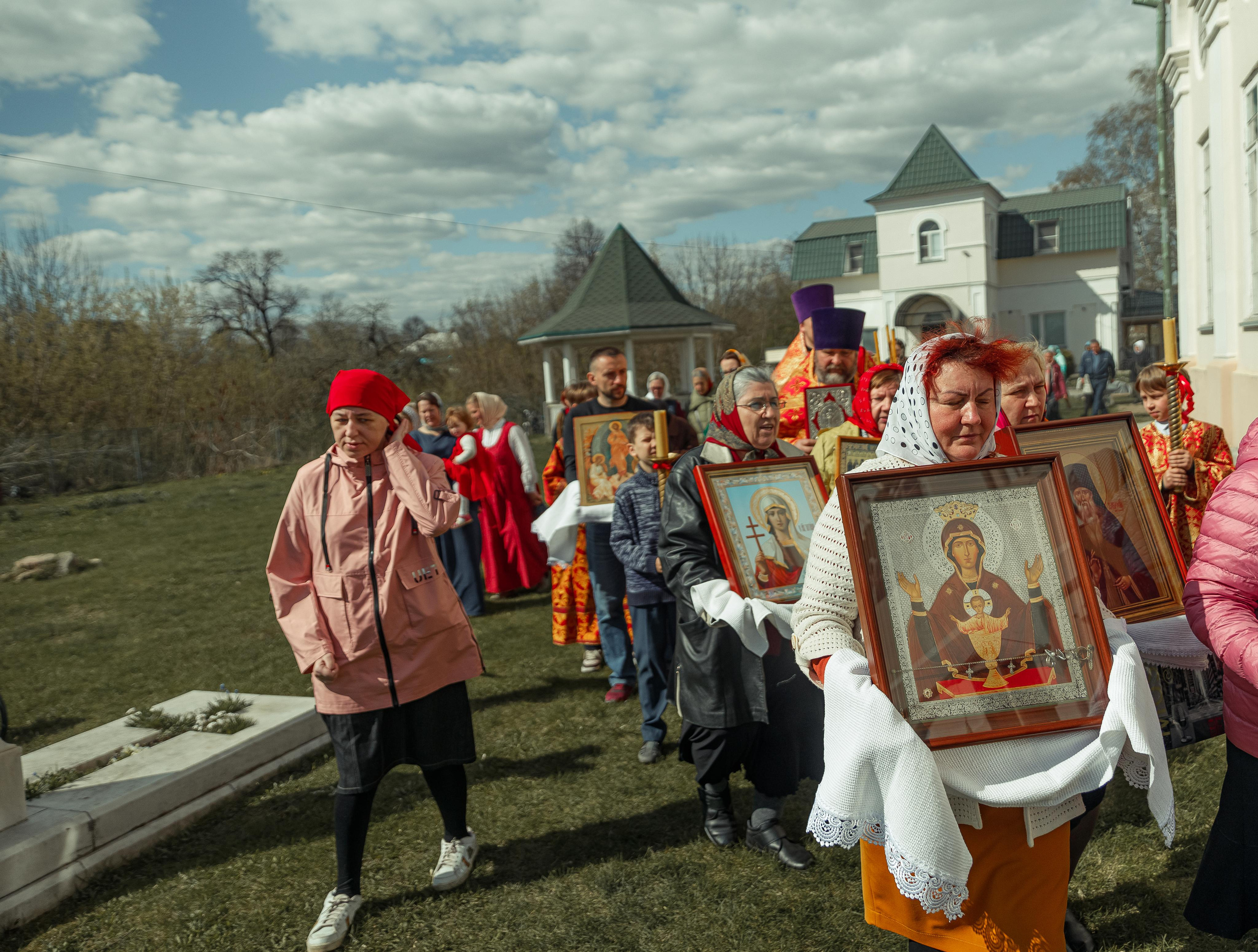 Пасхальная седмица. Козельск. Фотограф Виталий Верескун. Козельск-Калуга