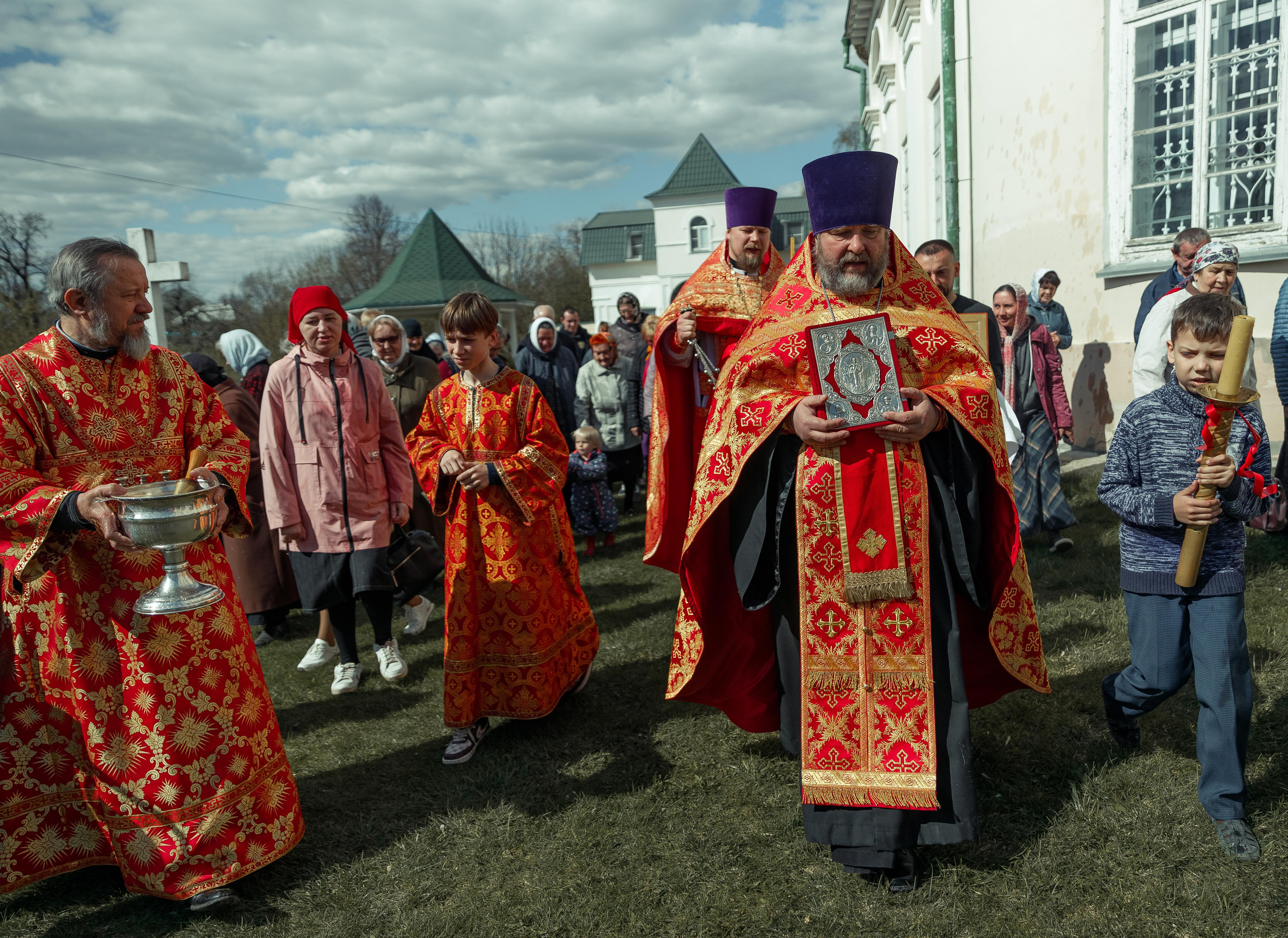 Пасхальная седмица. Козельск. Фотограф Виталий Верескун. Козельск-Калуга