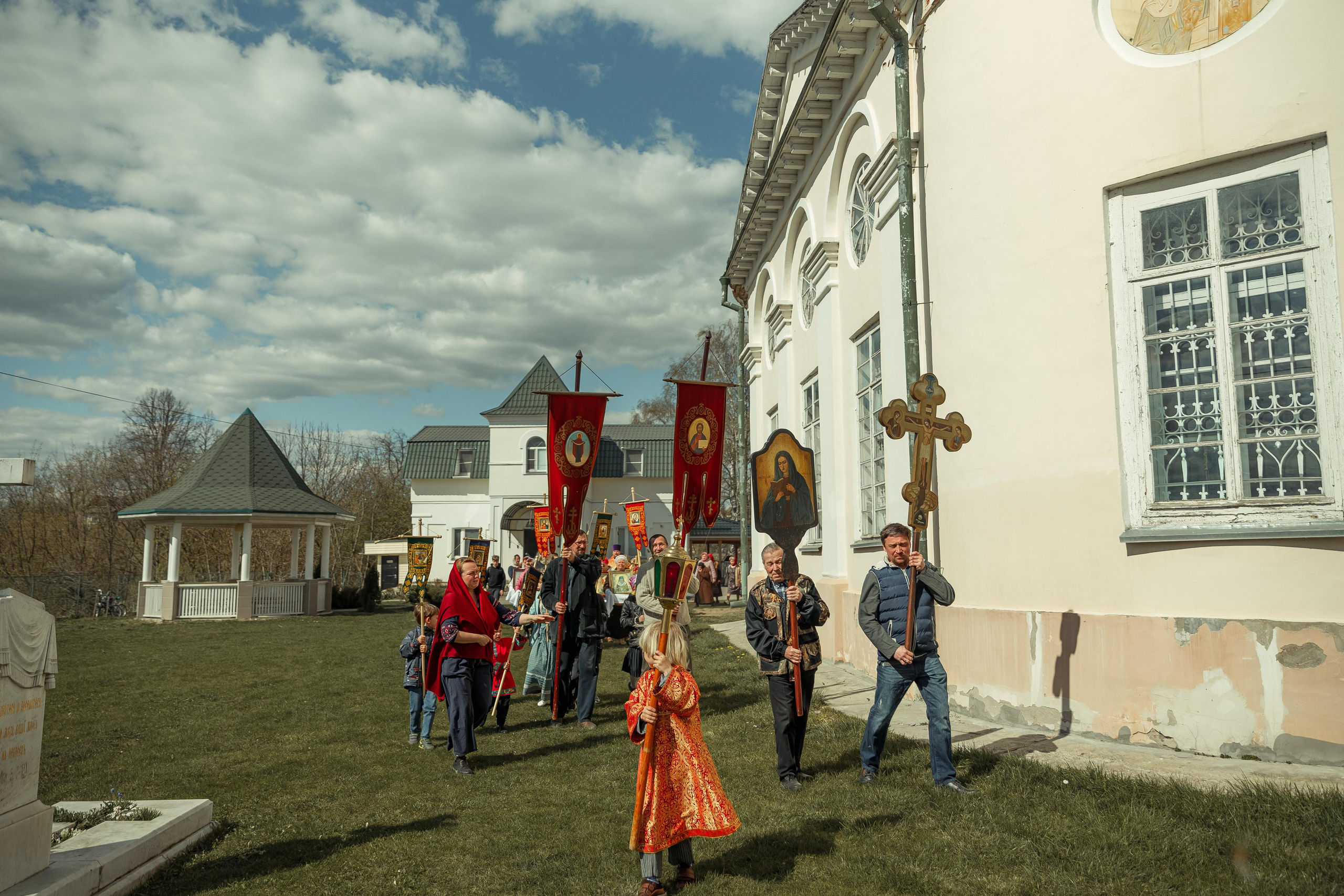 Пасхальная седмица. Козельск. Фотограф Виталий Верескун. Козельск-Калуга