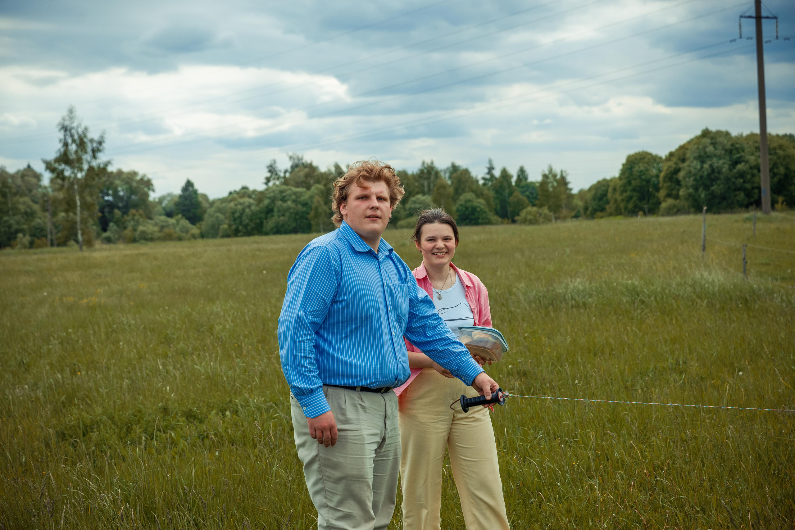 Деревенский пианист. Фотограф Виталий Верескун. Козельск-Калуга