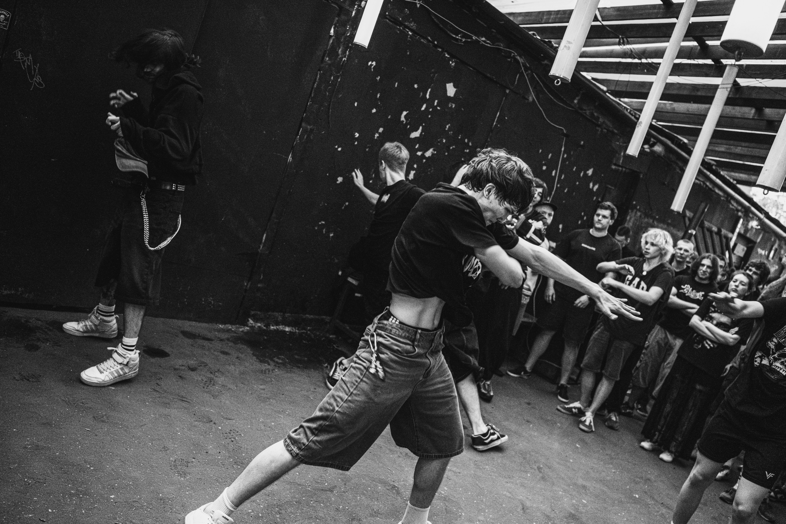 /brainrot/, ://Sign_off, PARTYBREAKER, WLVS 13.06.2026 в Смене. Репортажный фотограф в Москве Legiodot