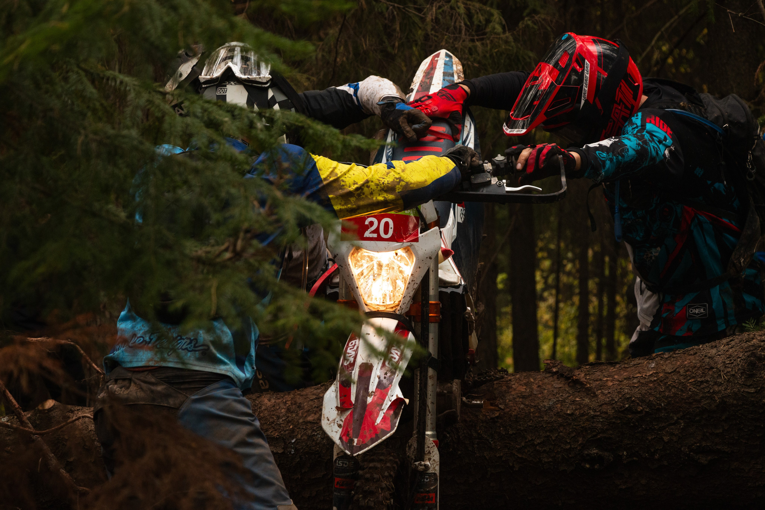 Путь Ижика. 2024. Олег Романов. Мастер фото по спорту