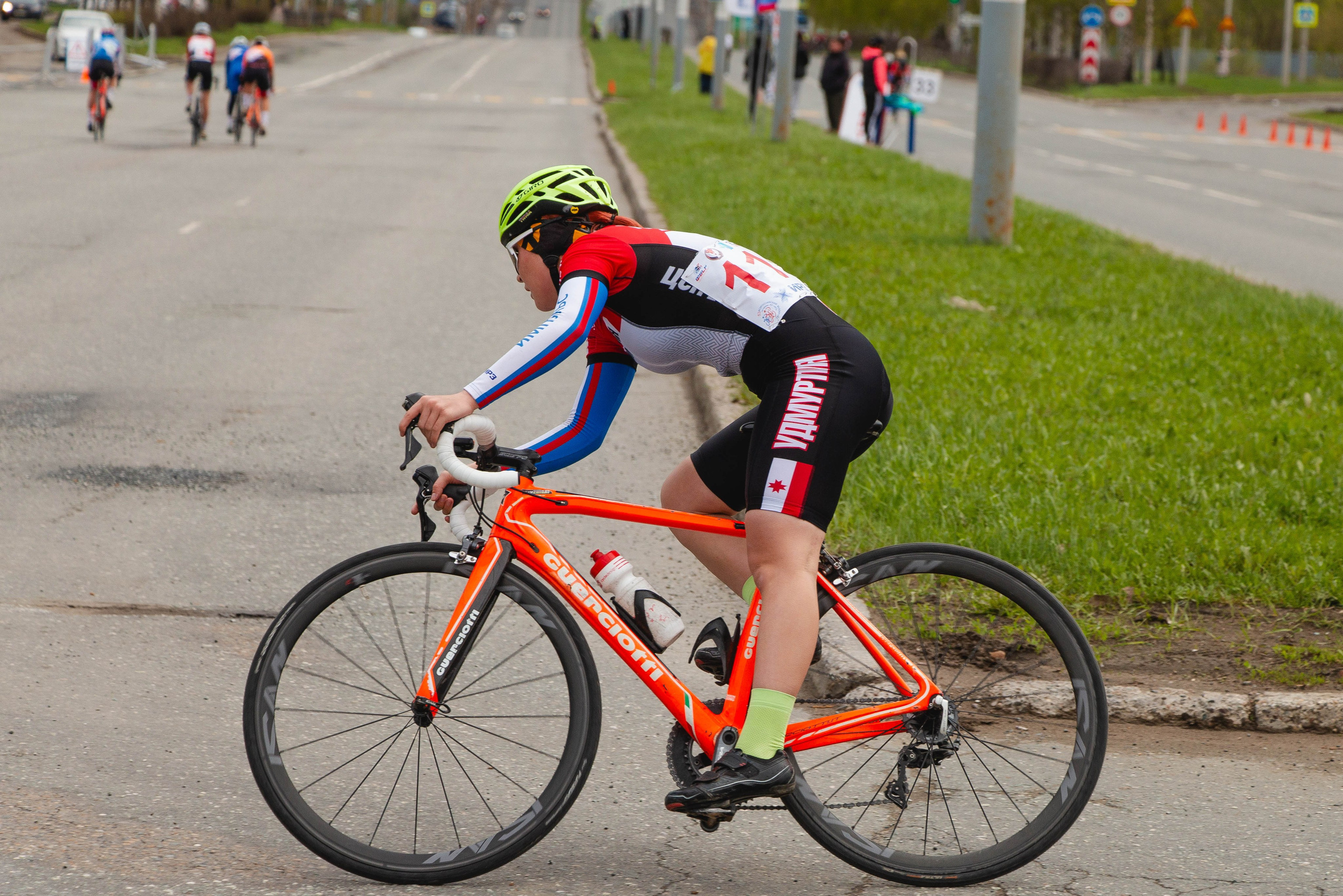 Кольцевая велогонка Ижевск 2024. Олег Романов. Мастер фото по спорту