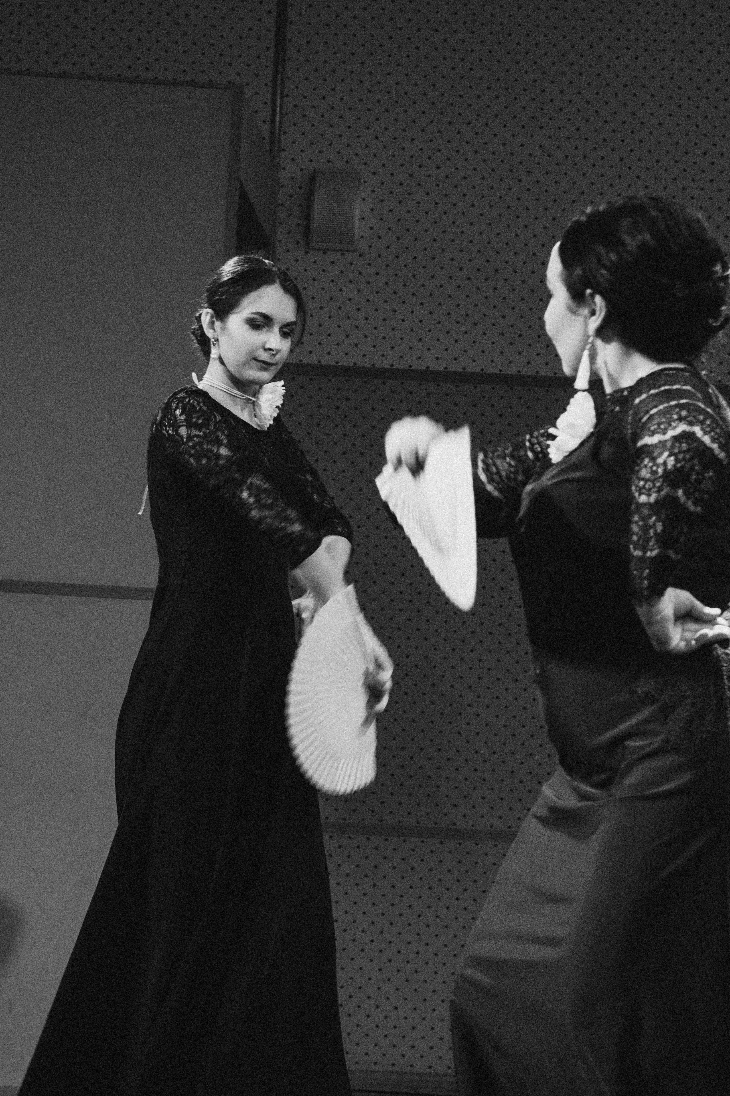 Спектакль «Mujeres» («Женщины»), студия фламенко Tierra del Sol. Анна Демидова — фотография для жизни и бизнеса в Абакане