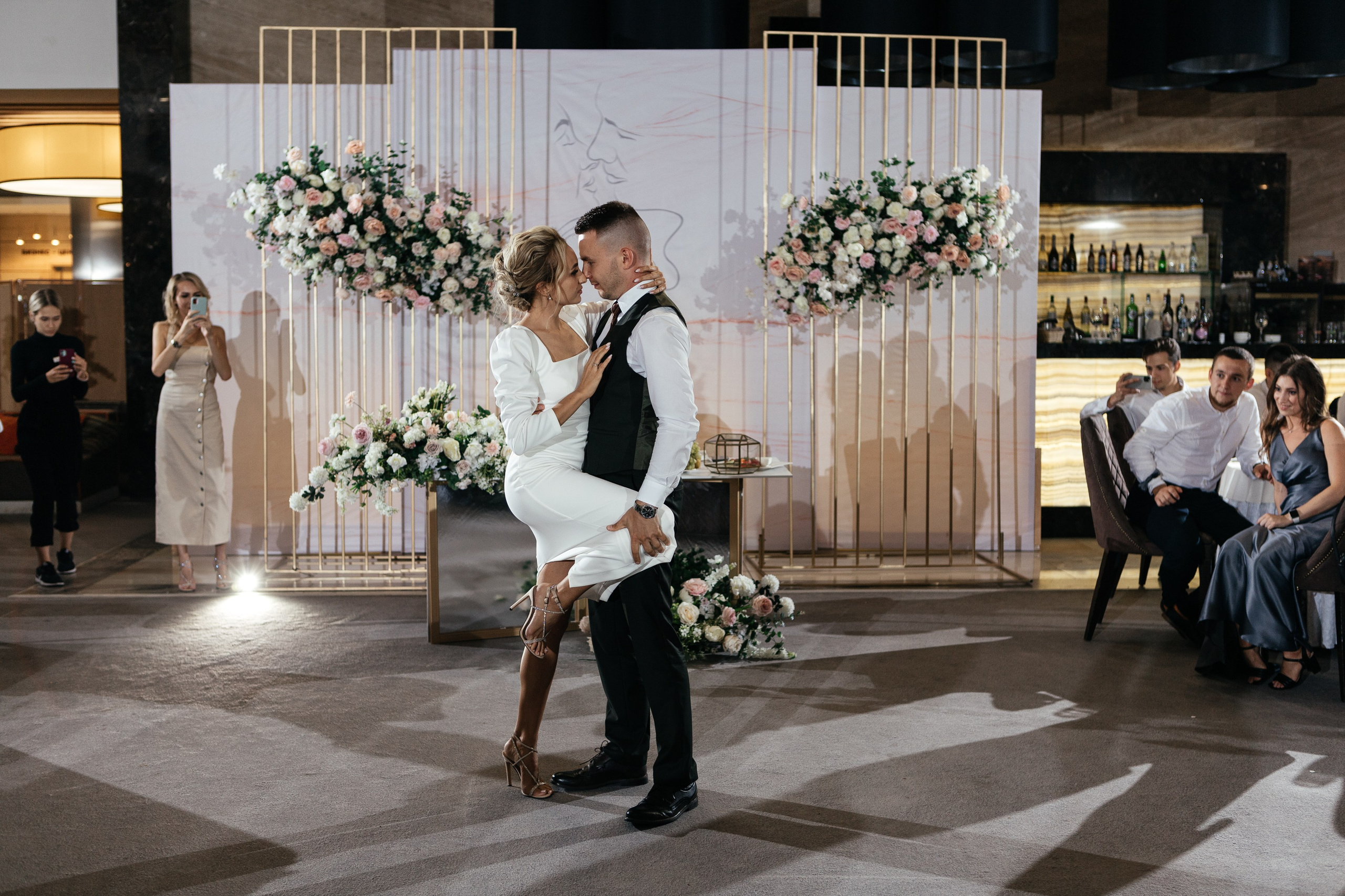 Свадебный фотограф Уфа — Руслан ГабдлисламовЖивые эмоции, красивые кадры, воспоминания на всю жизнь.Работаю по всей Республике Башкортоста. Свадебный фотограф Уфа Руслан Габдлисламов