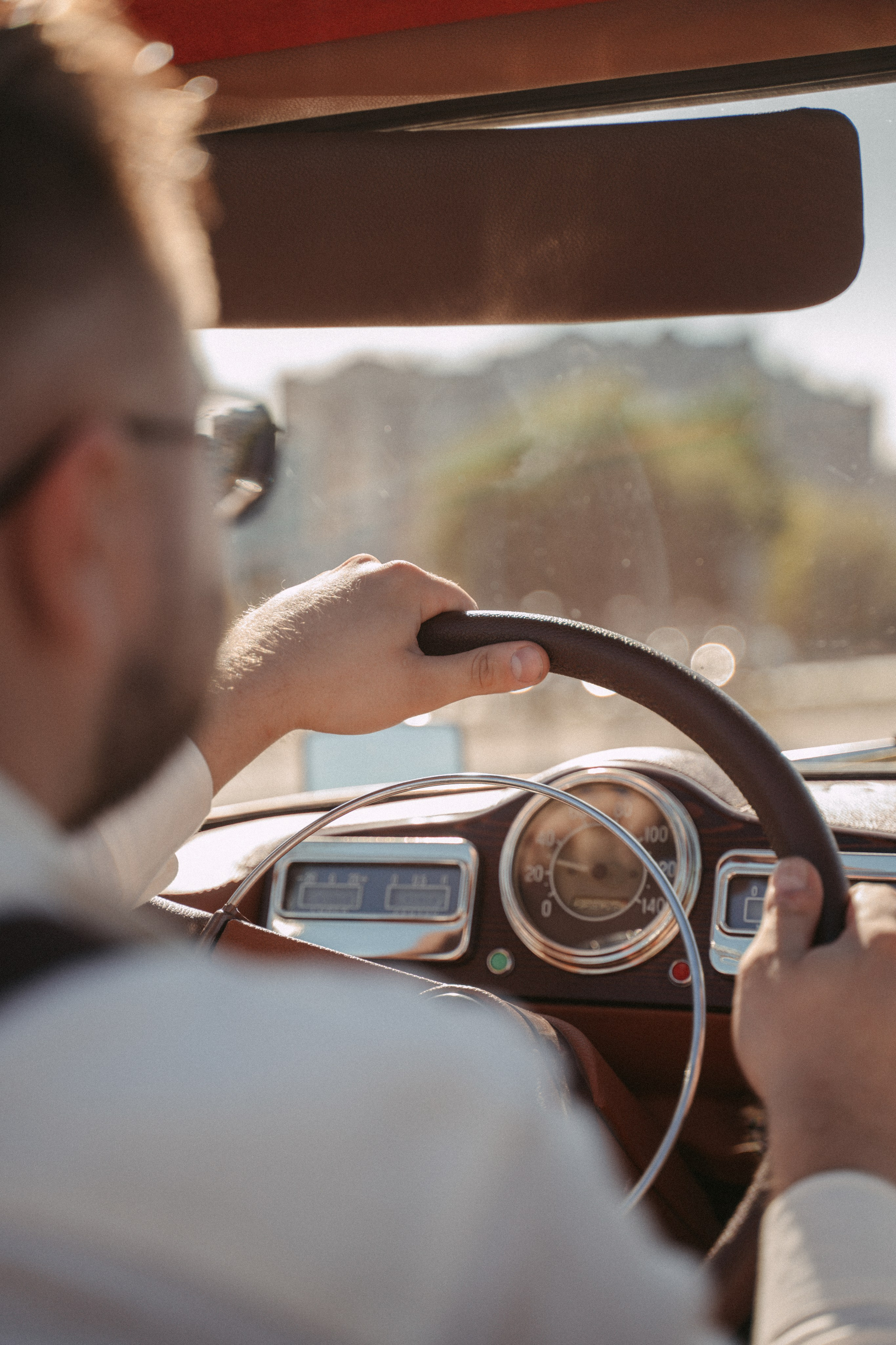 Эльвира и Яков. Главная