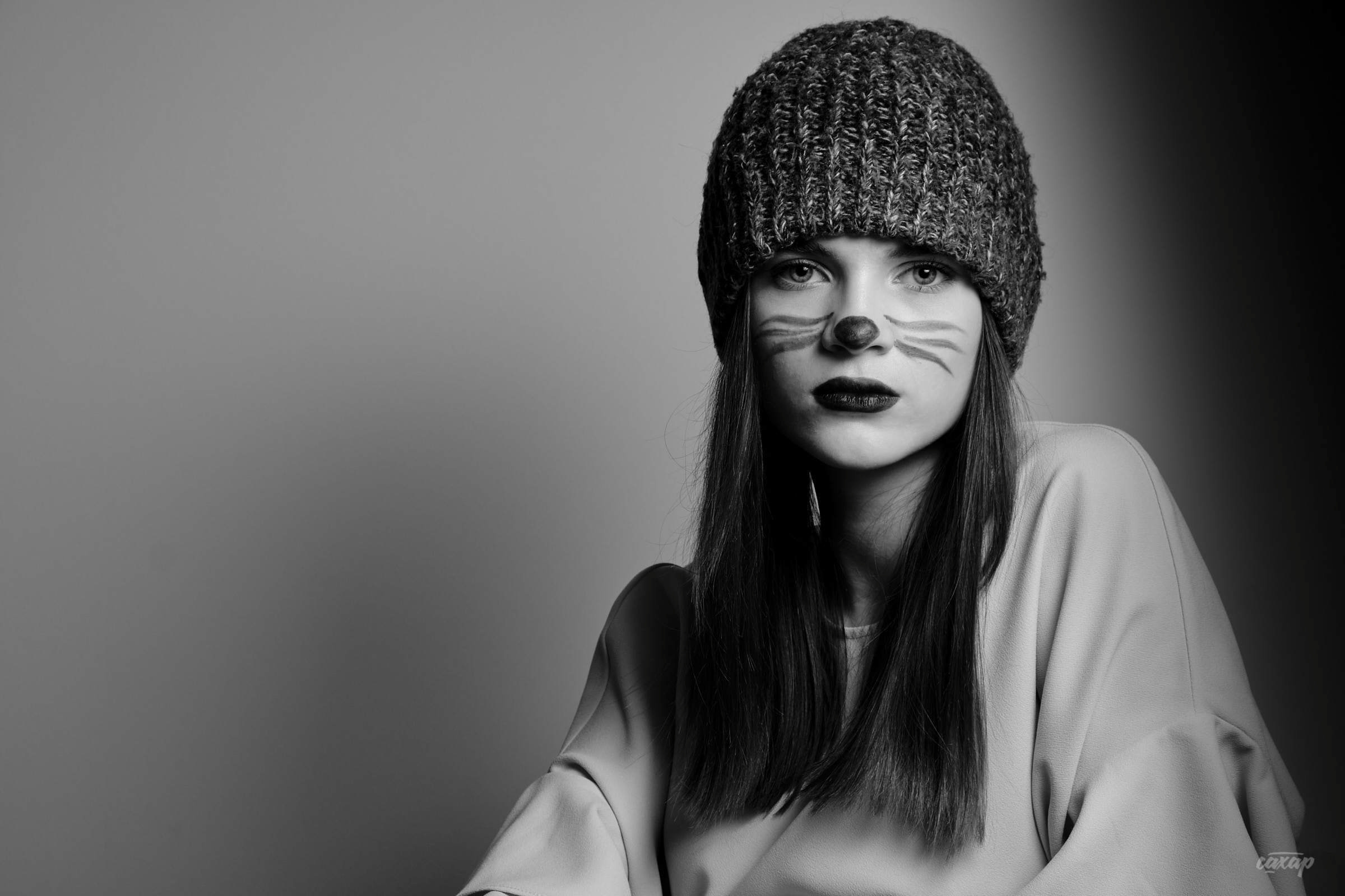 Black kitty. Профессиональный фотограф в Екатеринбурге Юра Сахар