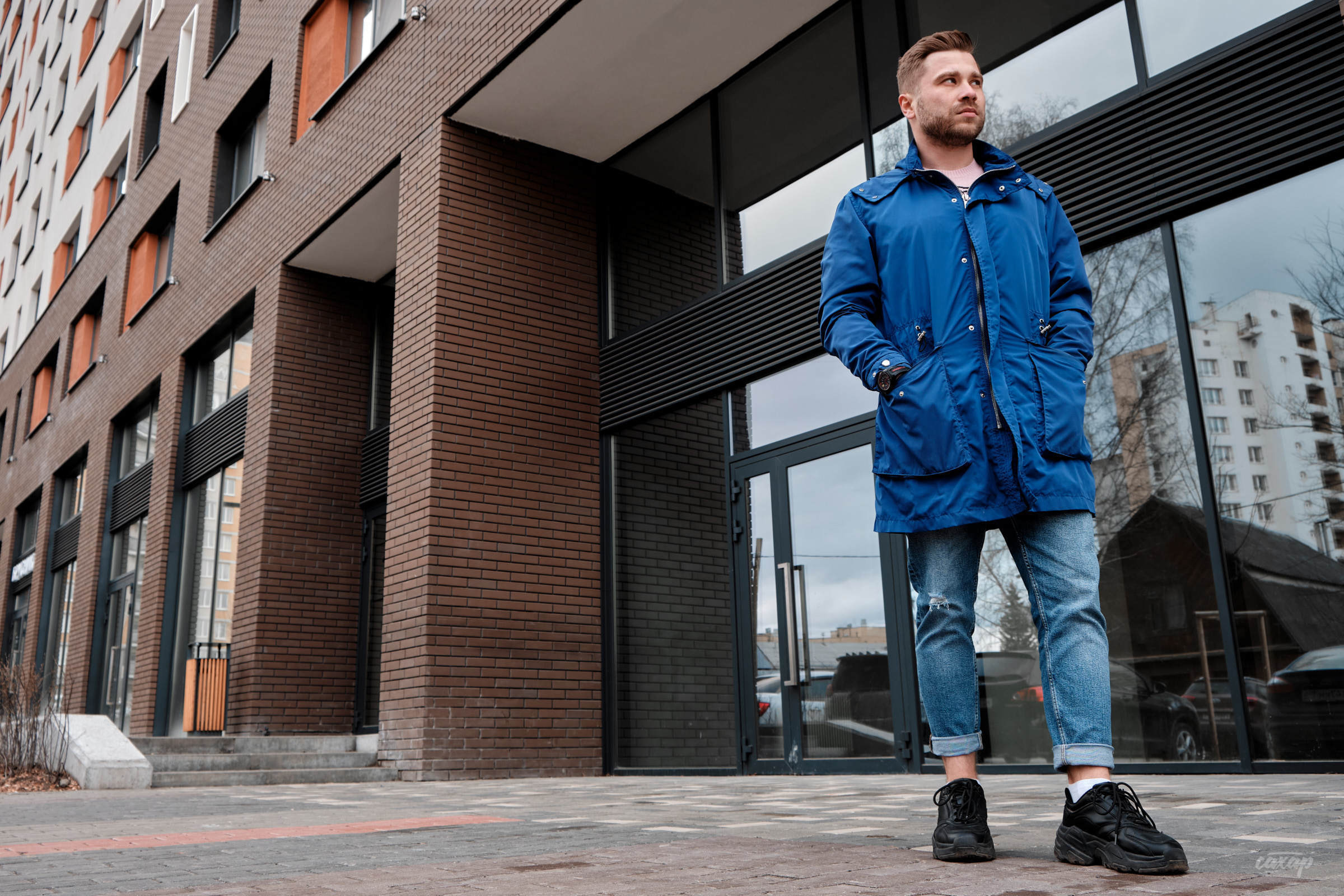 Search. Профессиональный фотограф в Екатеринбурге Юра Сахар