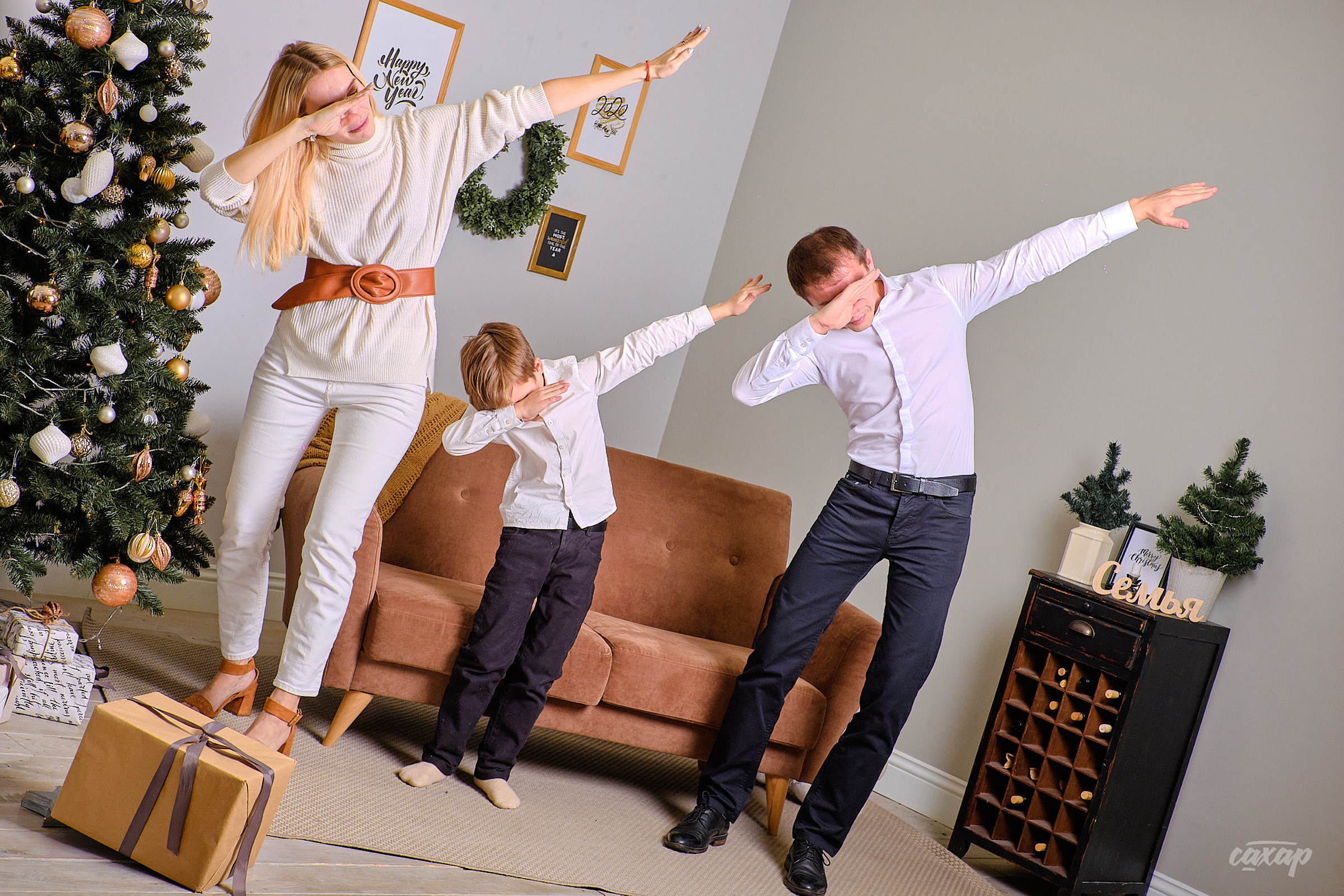 семейный фотограф, фотограф семьи, семейный фотограф юра сахар, фотограф семьи юра сахар, фотограф юра сахар, юра сахар, фотограф сахар, фотограф в екатеринбурге, фотограф екатеринбург, фотограф в екб, фотограф в екате, фотограф на фотосессию, фотограф на новогоднюю фотосессию, заказать фотографа на фотосессию семьи, записаться на фотосессию, записаться на новогоднюю фотосессию, семейная фотосессия, семейная фотосессия в студии, семейная фотосессия в студии екатеринбург, семейная фотосессия в студии екб, семейная фотосессия в студии екат, семейные фотосессии с детьми, семейная фотосессия на природе,	семейная фотосессия фото, семейная фотосессия в студии с детьми, семейная фотосессия весной, семейная фотосессия екатеринбург, семейная фотосессия екб, семейная фотосессия екат, 	семейная фотосессия цена, семейная фотосессия недорого, семейная беременная фотосессия, семейная фотосессия на улице, семейная фотосессия летом, семейная фотосессия в джинсах, семейная фотосессия в белом, семейная фотосессия дома, семейная фотосессия на природе весной, новогодняя фотосессия семейная, семейные фотосессии с детьми на природе, семейные фотосессии маленьким, весенняя семейная фотосессия, семейная пара фотосессия, фотосессии семейных пар, семейная фотосессия с маленьким ребенком, семейная фотосессия на природе летом, цена семейной фотосессии в студии, семейная фотосессия в саду, семейная фотосессия год, пасхальная фотосессия семейная, семейная фотосессия в парке, семейная фотосессия на годик, фотосессия семьи, фотосессия семьи в екатеринбурге, екатеринбург в екб, подарочный сертификат, купить подарочный сертификат, подарочный сертификат на семейную фотосессию, подарочный сертификат на фотосессию семьи, купить подарочный сертификат на семейную фотосессию, купить подарочный сертификат на фотосессию семьи, фотосессия семьи, фотосессия семья дети, фотосессия с семьей в студии, фотосессия семьи на природе, образы для фотосессии для семьи, фотосессия беременной с семьей, фотосессия большой семьи, фотосессии весной семьей, фотосессия семьи на улице, фотосессия семьи екатеринбург, фотосессия семьи цена, фотосессия семья лето, идеи фотосессии семьи на природе, фотосессии семьи с ребенком в студии, фотосессия семьи дома, весенняя фотосессия семьи, фотосессия семья в джинсах, фотосессия для семьи спб, фотосессия семья в белом, день семьи фотосессия, фотосессия пикник семья, футболки для фотосессии для всей семьи, красивая фотосессия семьи, фотосессия весной на улице семьей, фотосессия семьей, фотосессия многодетной семьи, фотосессия семьи с маленьким, фотосессия семьи с маленьким ребенком, 	летняя фотосессия семьи, домашняя фотосессия семьи, фотосессия екб в студии для семьи, новогодние фотосессия семья, фотосессия большой семьи в студии, семейная фотосессия большая семья, фотосессия семьи в парке, семейная фотосессия на природе весной, семейные фотосессии с детьми на природе, семейная фотосессия на природе летом, фотосессии семейные на природе, семейная фотосессия на природе с детьми летом, 	семейная фотосессия весной на природе с детьми, весенние фотосессии на природе семейные, идеи семейных фотосессий на природе летом, образы для семейной фотосессии на природе, летняя семейная фотосессия на природе, семейная фотосессия с собакой на природе, семейная фотосессия дома, семейная фотосессия в загородном доме, семейная фотосессия дома на даче, семейная фотосессия с детьми дома, пасхальная фотосессия семейная дома, семейная фотосессия дома с малышом, фотосессия семейная с маленьким ребенком дома, фотосессия пикник, фотосессия пикник на природе, семейная фотосессия пикник, семейная фотосессия с палаткой, фотосессия пикник семья, фотосессия пикник с ребенком, фотосессия на пикнике, фотосессия в стиле пикник, фотосессия пикник на природе весной, фотосессия пикник на природе семьей, фотосессия пикник на природе с ребенком, пикник осенняя фотосессия фотосессия, фотосессия пикник в лесу, фотосессия пикник на природе екатеринбург, фотосессия пикник на природе екб, стоимость семейной фотосессии, стоимость семейной фотосессии в екатеринбурге, сколько стоит семейная фотосессия, сколько стоит семейная фотосессия в екатеринбурге, записаться на семейную фотосессию, записаться на семейную фотосессию в екатеринбурге, записаться на фотосессию семьи в екатеринбурге, записаться на фотосессию семьи, Новогодняя фотосессия, новогодняя фотосессия в екатеринбурге, новогодняя фотосессия в екб, новогодняя фотосессия, новогодние фотосессии в студии, новогодние фотосессии в студии	екатеринбург, новогодняя фотосессия семейная,	детская новогодняя фотосессия,	фотосессия новогодние идеи, новогодняя фотосессия беременной, 	новогодняя фотосессия детский сад, 	новогодняя фотосессия с ребенком, 	новогодняя фотосессия, семейная фотосессия в новогодней студии, 	новогодние фотосессии цены, 	новогодние фотосессия семья, новогодняя фотосессия дома, новогодние фотосессии малышей, новогодние фотосессии в студии дети, новогодние парные фотосессии, новогодняя фотосессия парная, новогодняя фотосессия с собакой, семейная новогодняя фотосессия с детьми, новогодняя фотосессия белая, новогодняя фотосессия с малышом в студии, новогодняя фотосессия в свитерах, однажды в екатеринбурге фотосессия новогодняя, новогодняя фотосессия в красном, новогодние фотосессии 2022, новогодние фотосессии 2023, новогодние фотосессии 2024, новогодние фотосессии 2025, новогодние фотосессии 2026, новогодняя фотосессия 2022, новогодняя фотосессия 2023, новогодняя фотосессия 2024, новогодняя фотосессия 2025, новогодняя фотосессия 2026, семейная новогодняя фотосессия в студии, новогодняя фотосессия семейная, фотограф на новогоднюю фотосессию, стоимость новогодней фотосессии, новогоднее фотосессия на улице, новогодняя фотосессия в джинсах, новогодняя фотосессия семейная, семейная фотосессия в новогодней студии, семейная новогодняя фотосессия с детьми, подарочный сертификат семейная фотосессия, купить подарочный сертификат на семейную фотосессию, подарочный сертификат на новогоднюю фотосессию, фотосессия крещение, фотосессия крещения, фотограф на крещение, фотосессия в ожидании чуда, Беременная фотосессия, фотосессия беременной, 