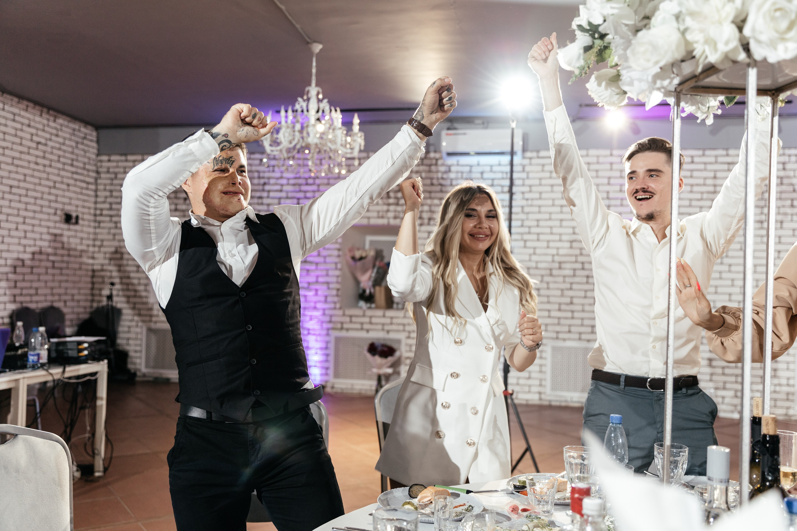 Свадебный фотограф Уфа — Руслан ГабдлисламовЖивые эмоции, красивые кадры, воспоминания на всю жизнь.Работаю по всей Республике Башкортоста. Свадебный фотограф Уфа Руслан Габдлисламов