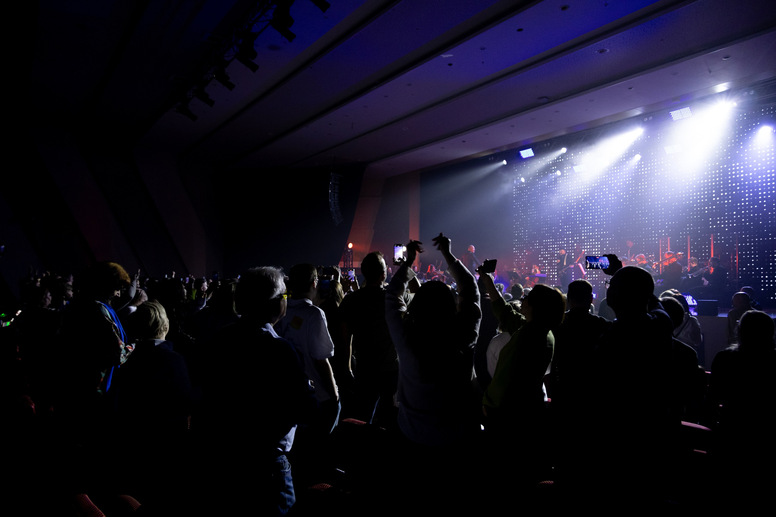 Сергей Бобунец КРАСНОЯРСК. Фотограф Красноярск съемки лавстори, фотосессия в студии, портретная съемка, творческие фотосессии
