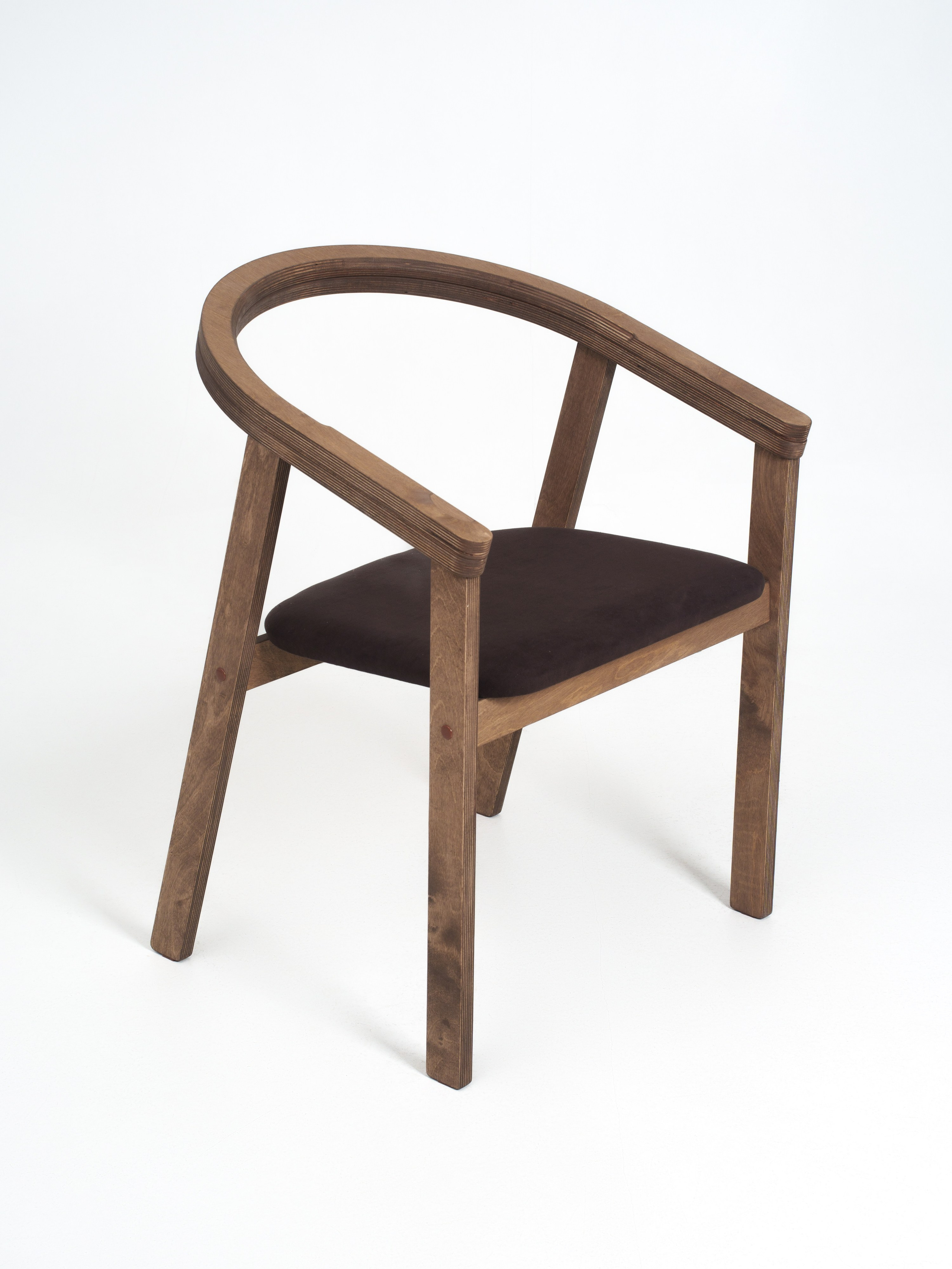 Столы и стулья для маркетплейсов. Иван Упоров — фотограф, рилсмейкер чебоксары