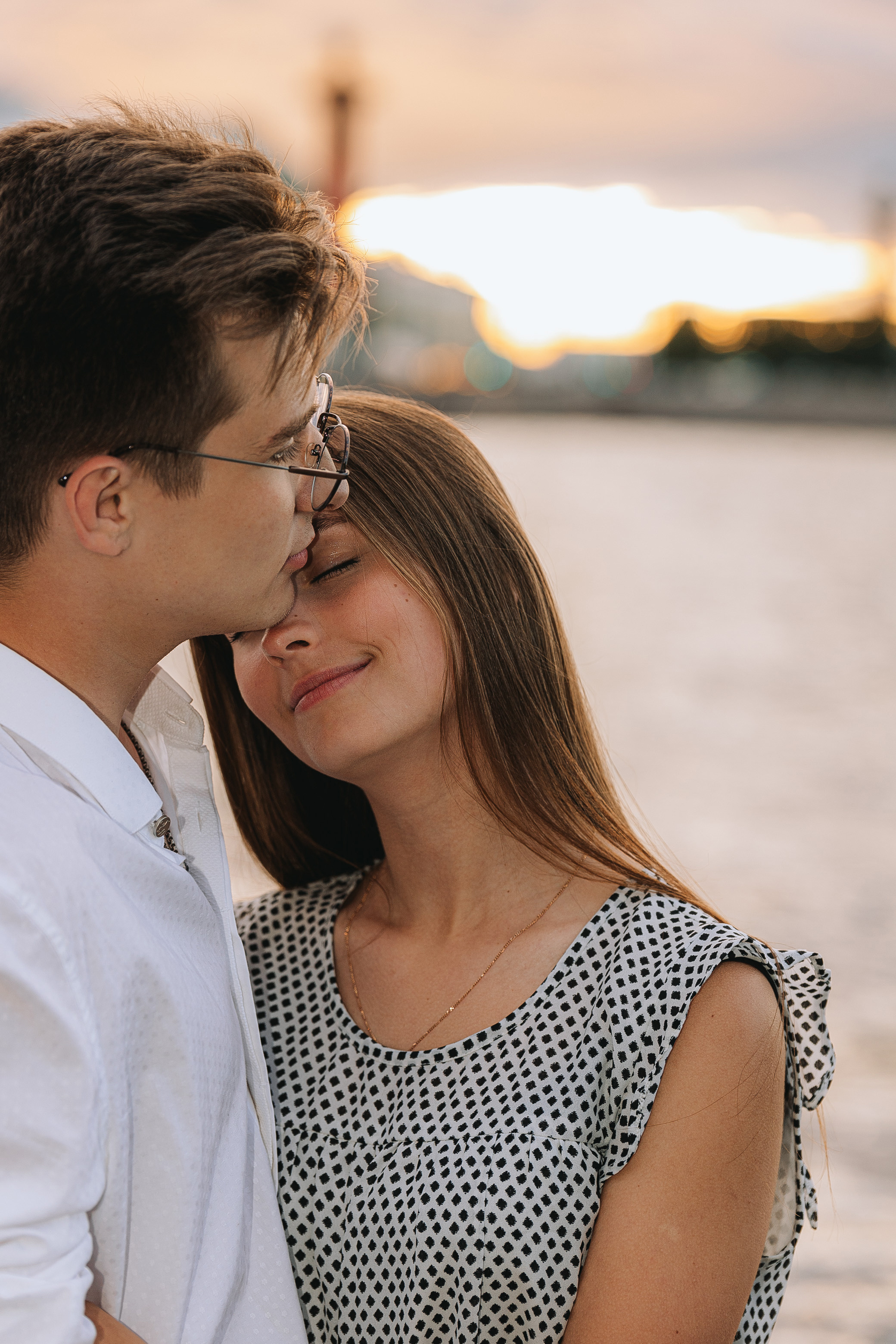 Love story. Алексей и Ирина. Летний Санкт-Петербург. Свадебный фотограф и видеограф — Сергей и Дарья