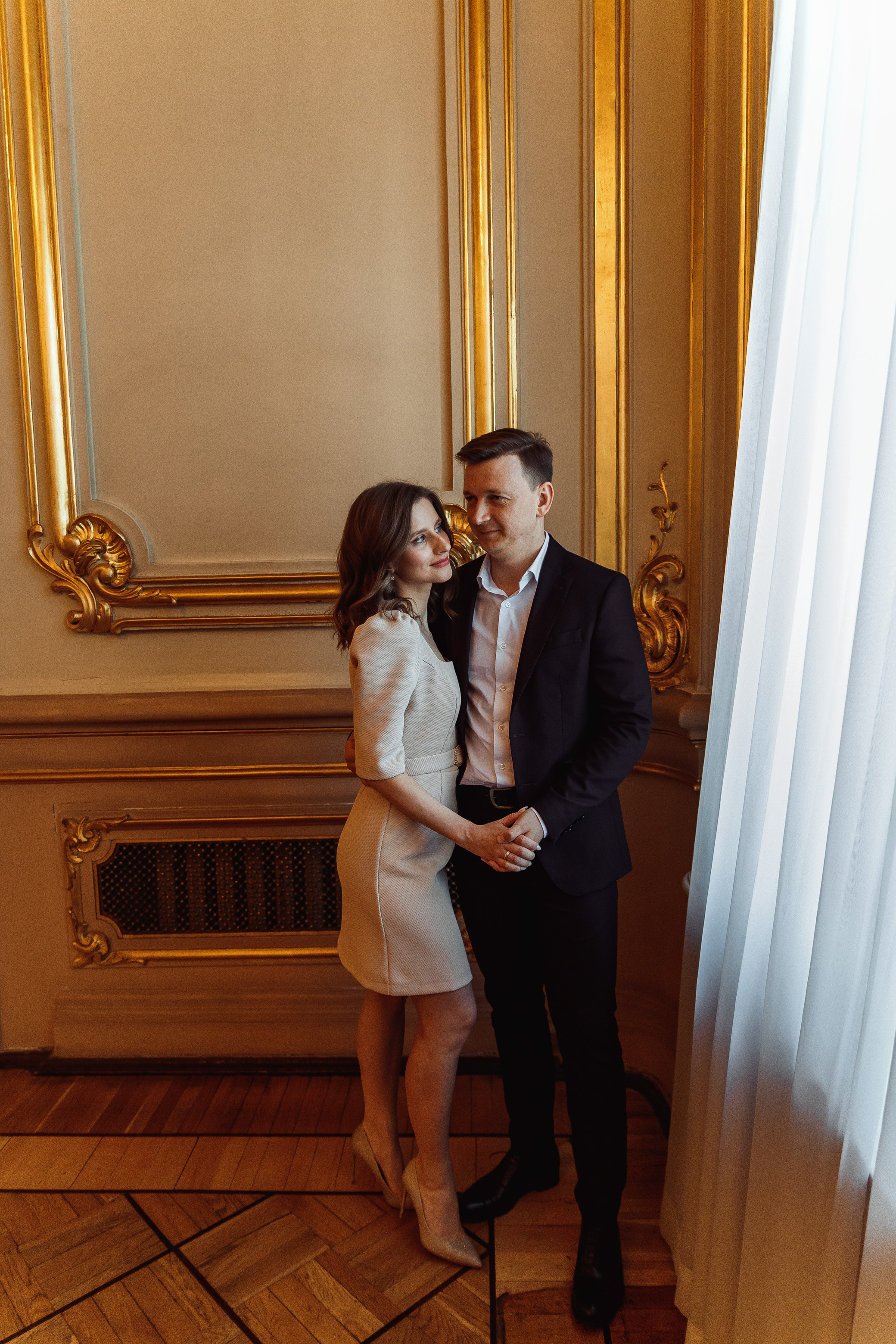 Свадебная фотосессия. ЗАГС № 1. Свадебный фотограф и видеограф — Сергей и Дарья