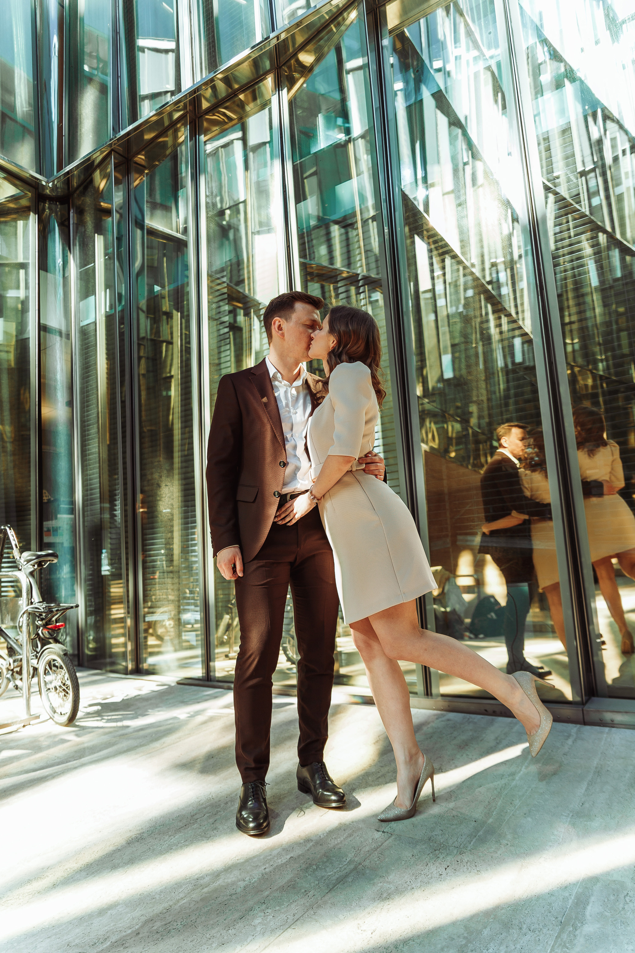 Свадебная фотосессия. ЗАГС № 1. Свадебный фотограф и видеограф — Сергей и Дарья