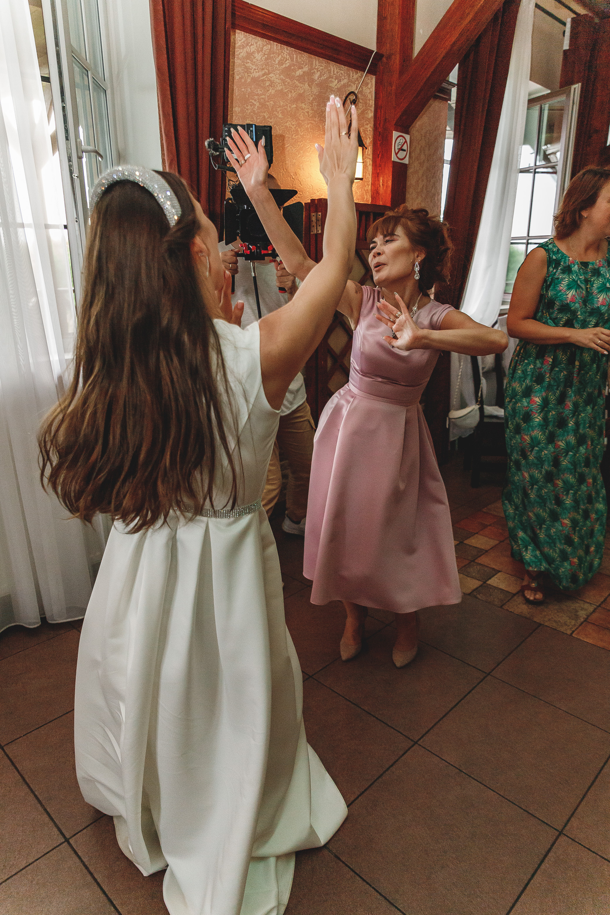 Игорь и Александра. Свадебный фотограф и видеограф — Сергей и Дарья