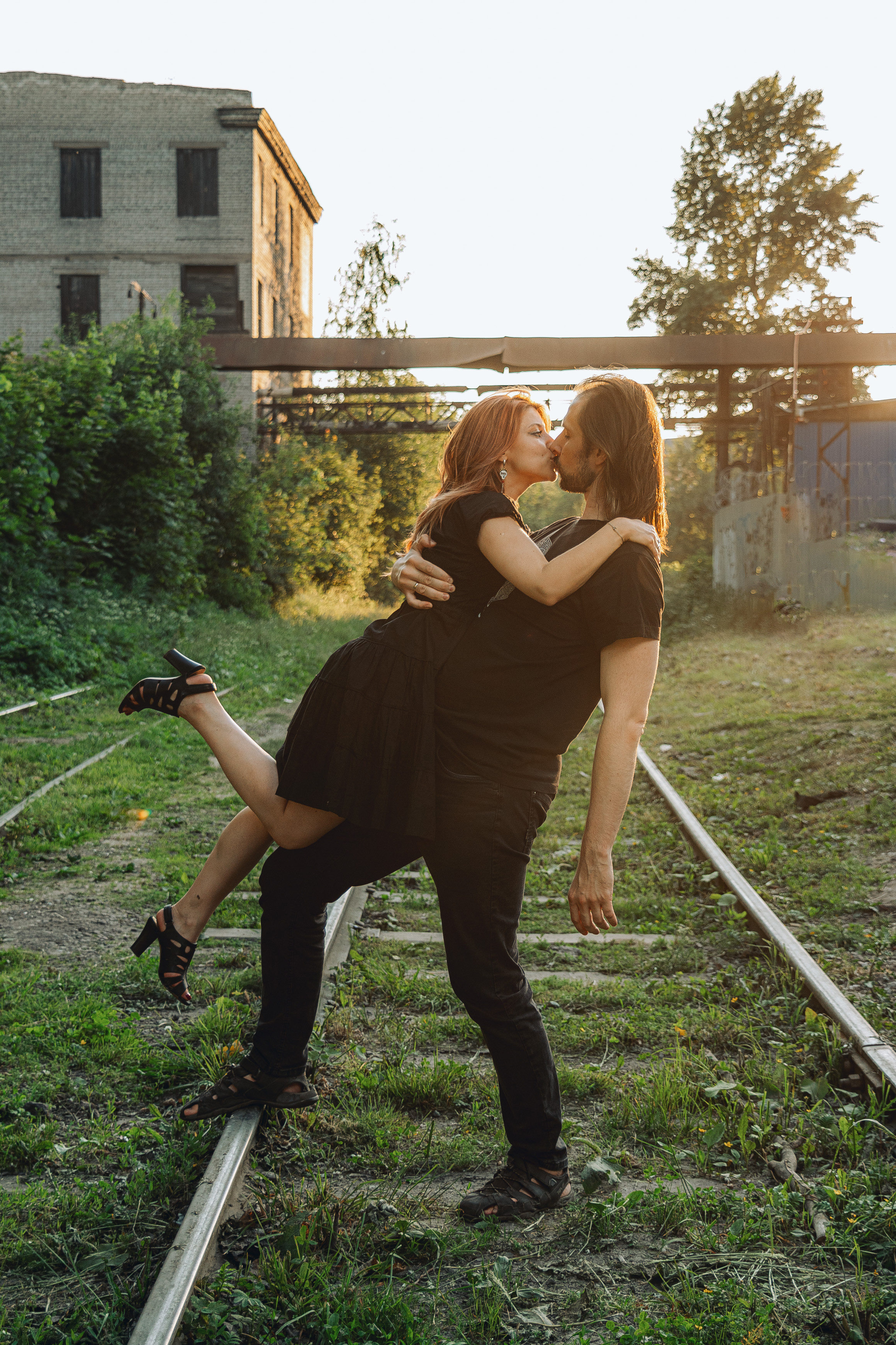 Love story. Майк и Рокси. Обводный канал, Дом музыки, Новая Голландия. Свадебный фотограф и видеограф — Сергей и Дарья