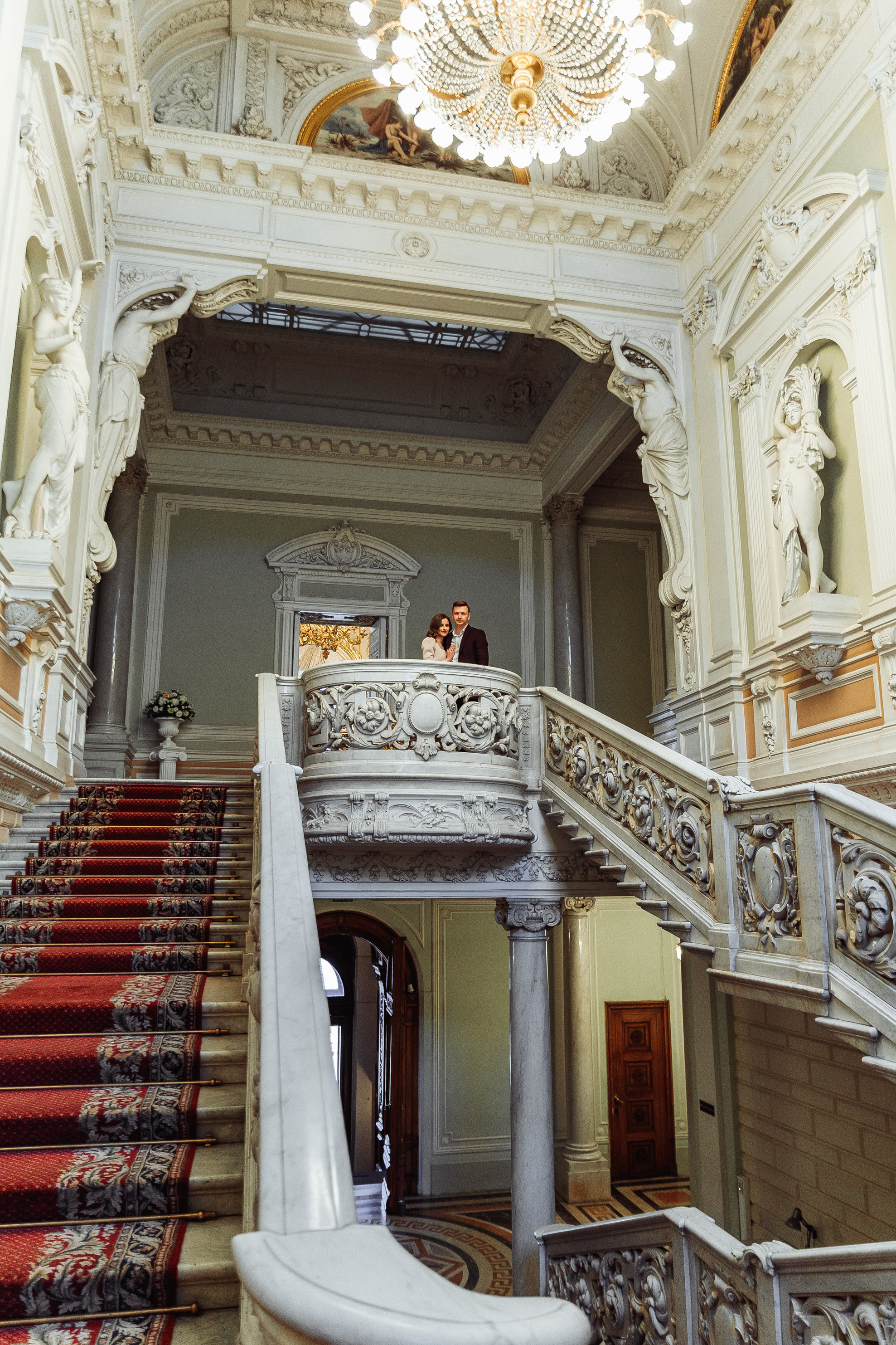 Свадебная фотосессия. ЗАГС № 1. Свадебный фотограф и видеограф — Сергей и Дарья