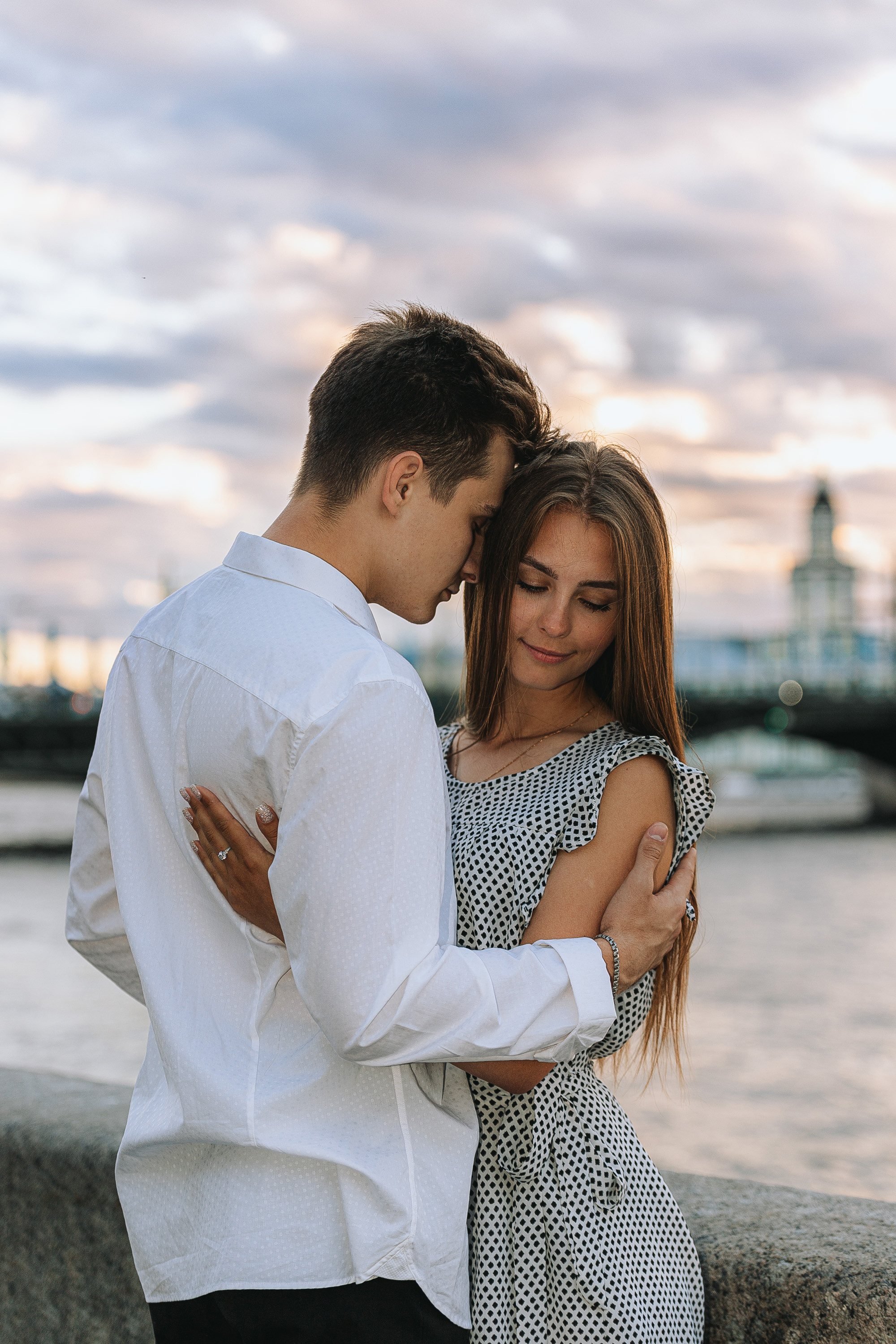 Love story. Алексей и Ирина. Летний Санкт-Петербург. Свадебный фотограф и видеограф — Сергей и Дарья
