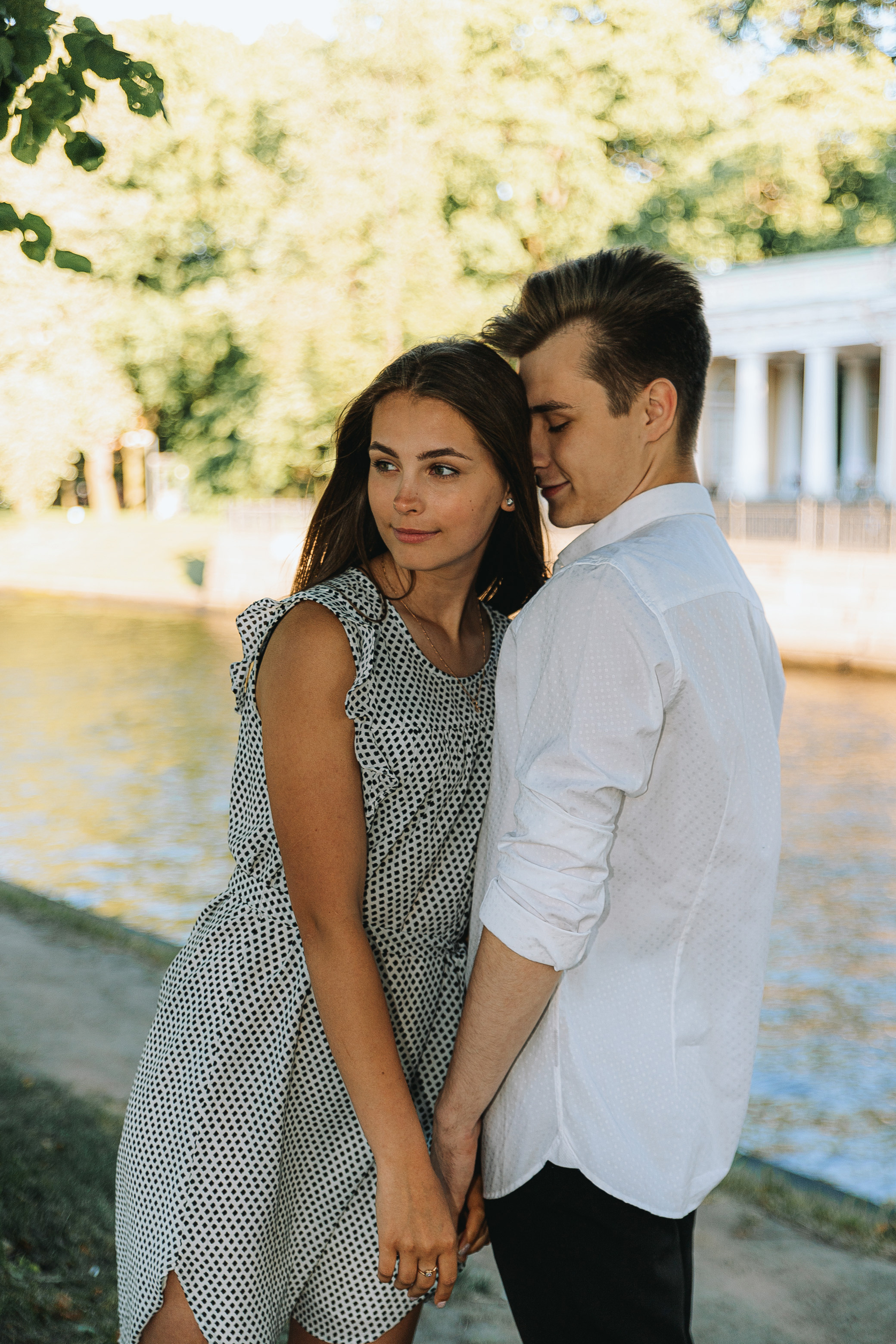 Love story. Алексей и Ирина. Летний Санкт-Петербург. Свадебный фотограф и видеограф — Сергей и Дарья