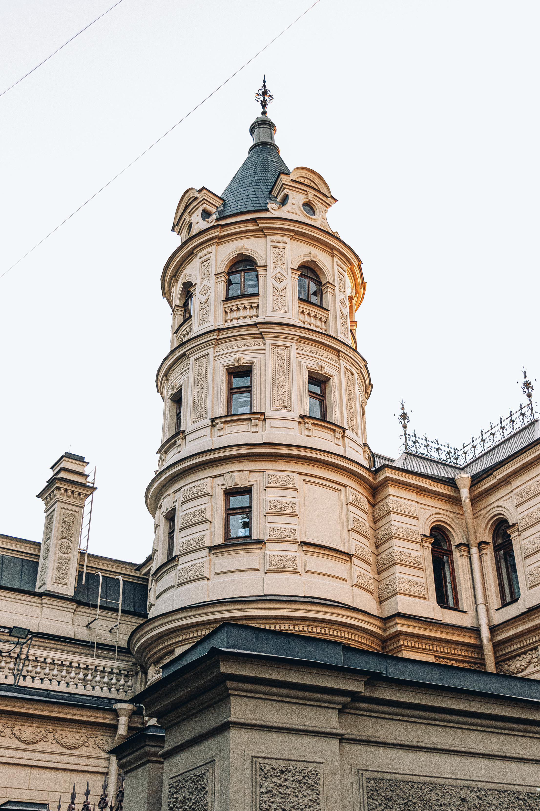 Love story. Майк и Рокси. Обводный канал, Дом музыки, Новая Голландия. Свадебный фотограф и видеограф — Сергей и Дарья